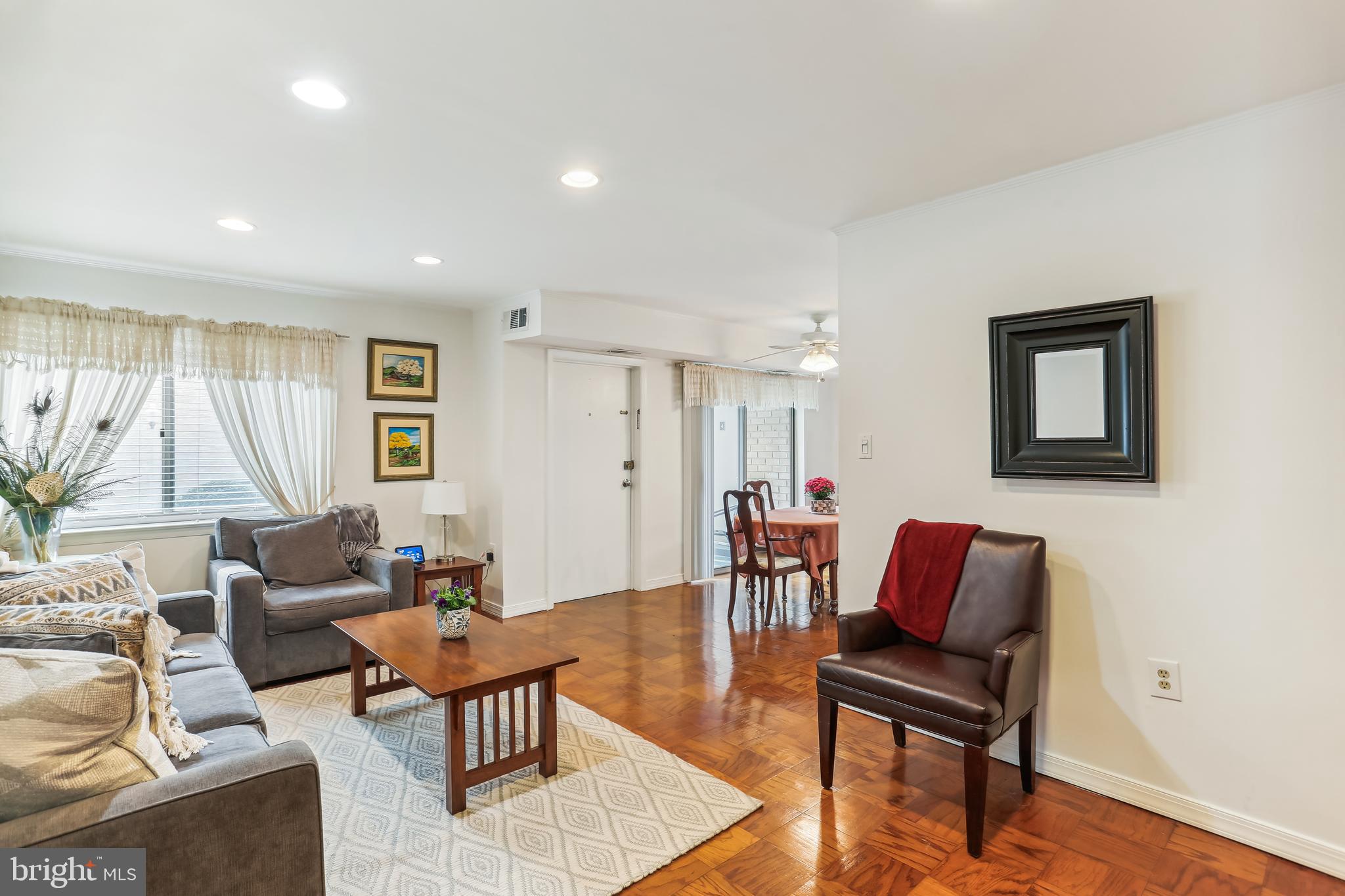 BETHESDA PARK - Residential