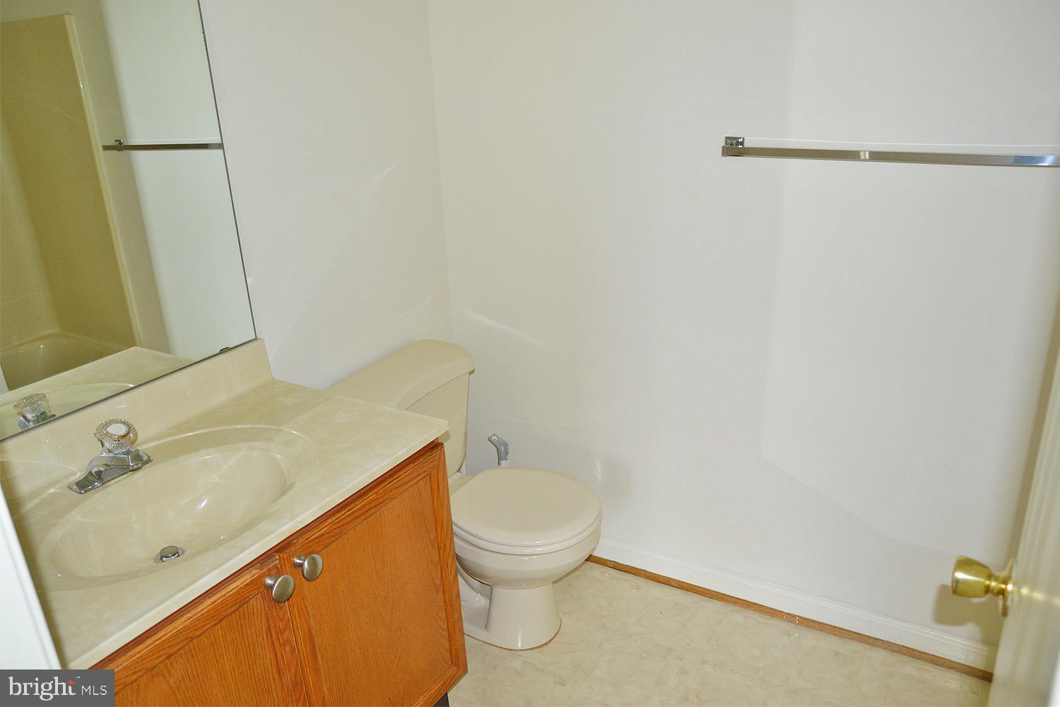 LAKETREE - Residential