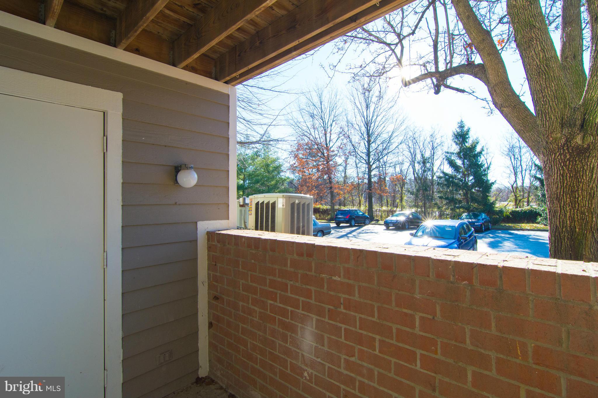 CROMWELL FOUNTAIN - Residential