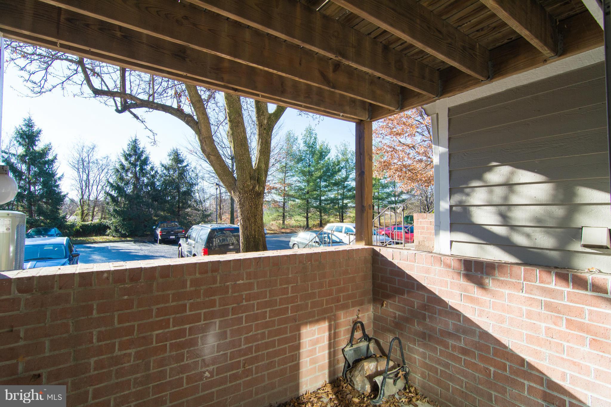 CROMWELL FOUNTAIN - Residential