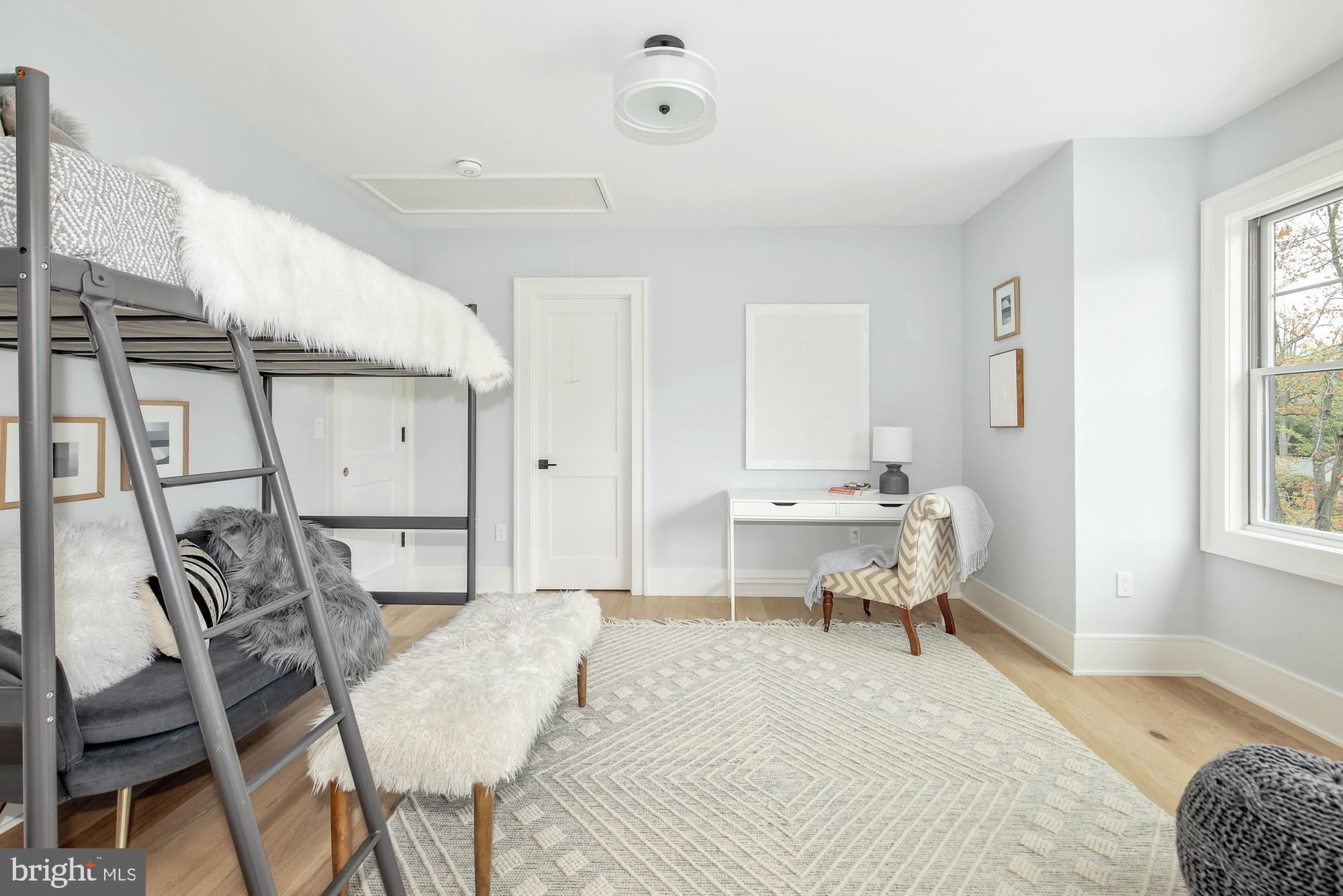 PINEHURST VILLAGE - Residential