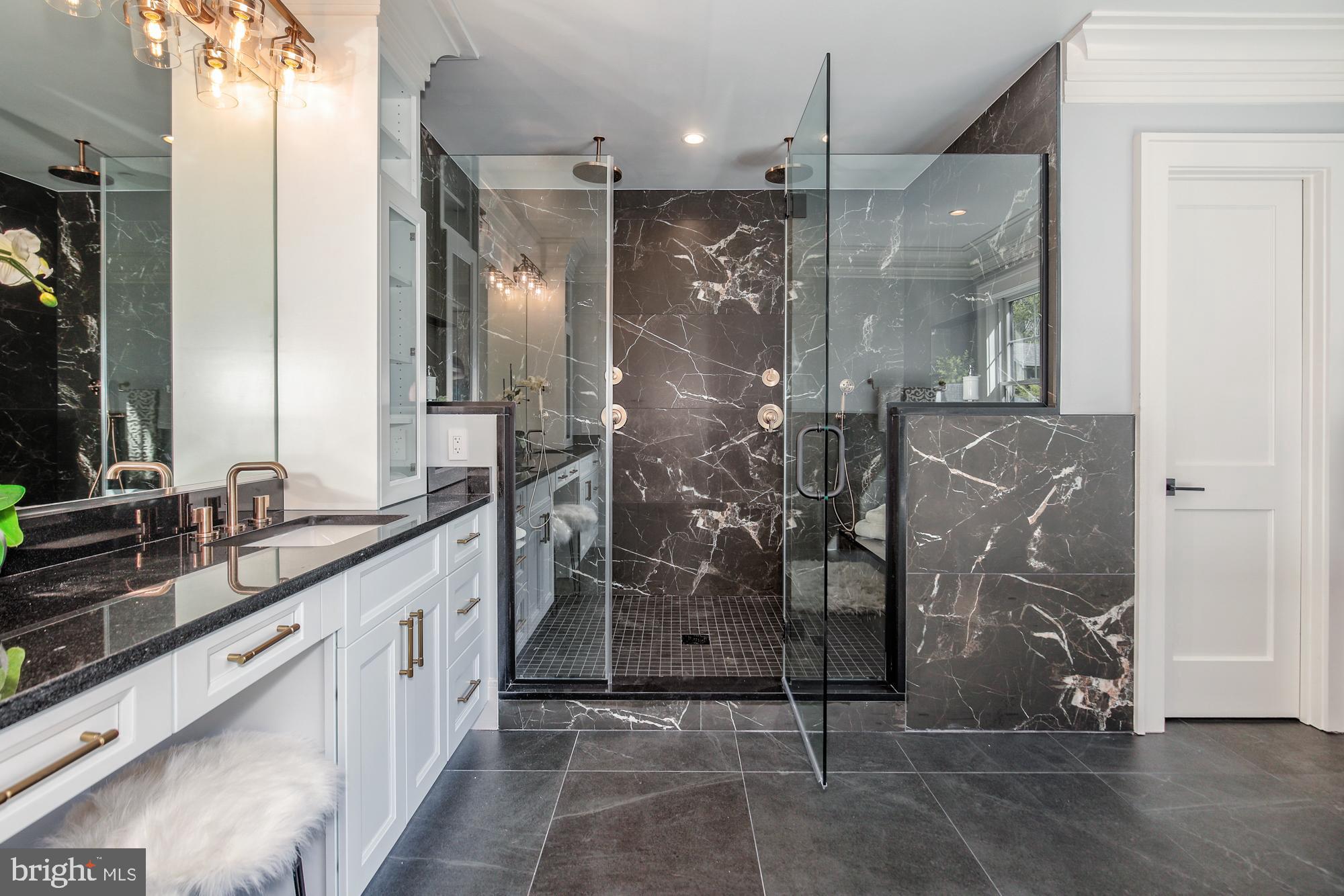 PINEHURST VILLAGE - Residential