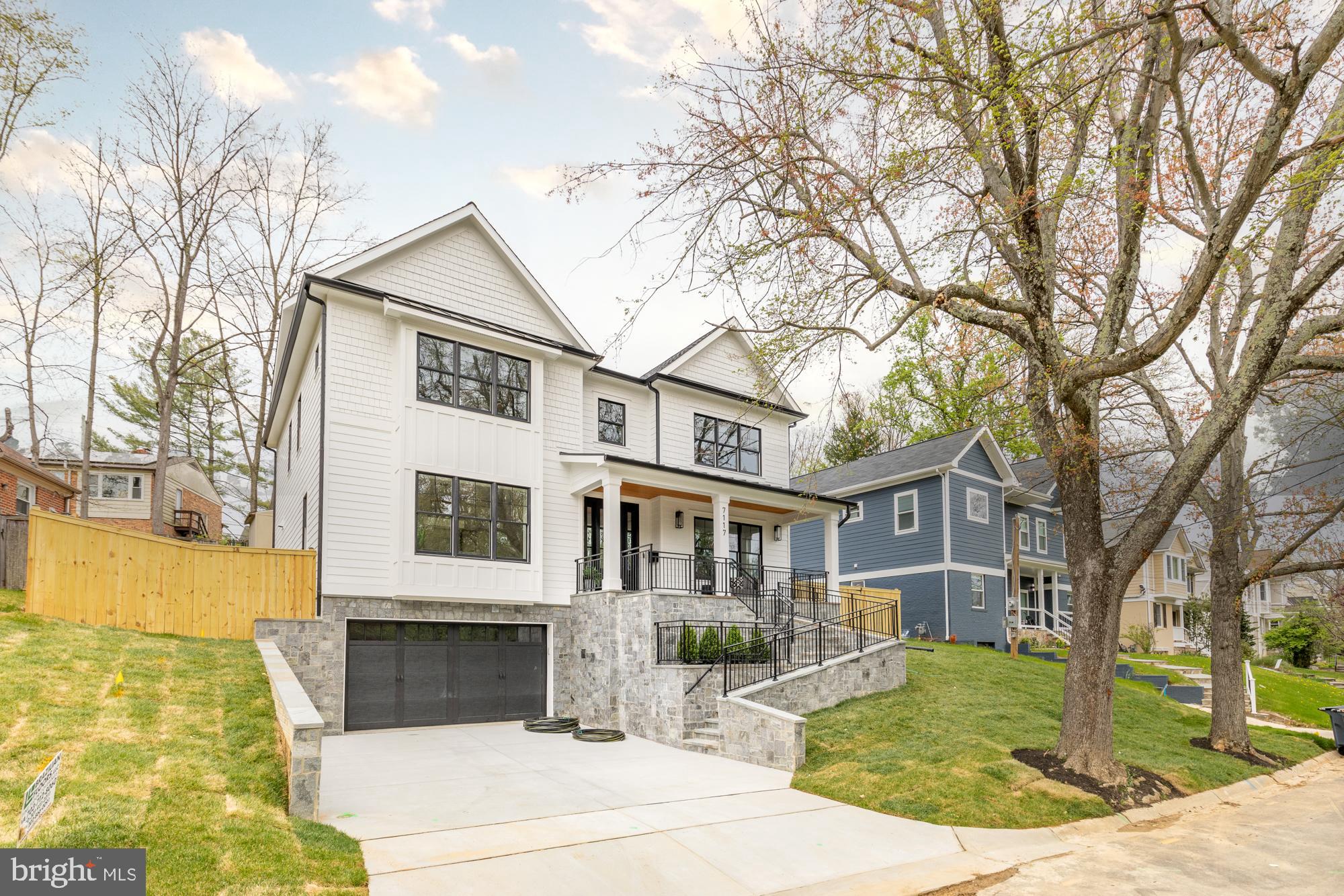 PINEHURST VILLAGE - Residential