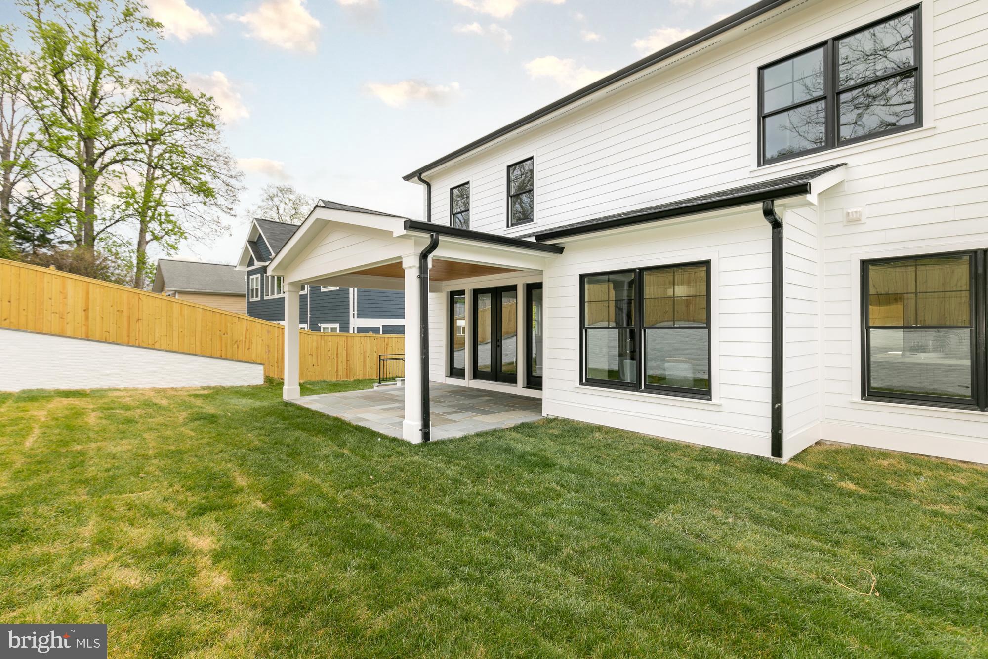 PINEHURST VILLAGE - Residential