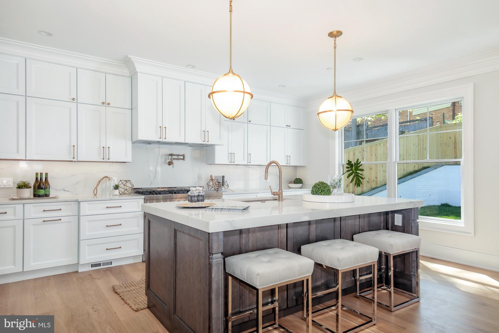 PINEHURST VILLAGE - Residential