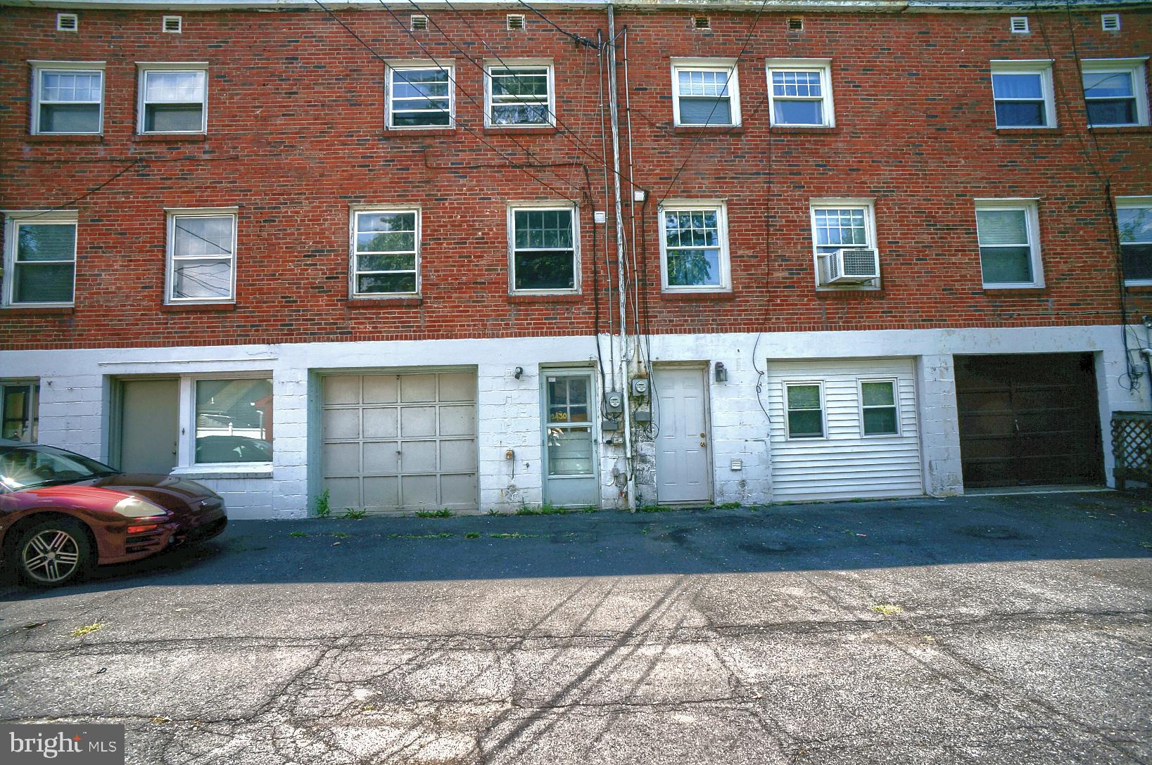 MELROSE GARDENS - Residential