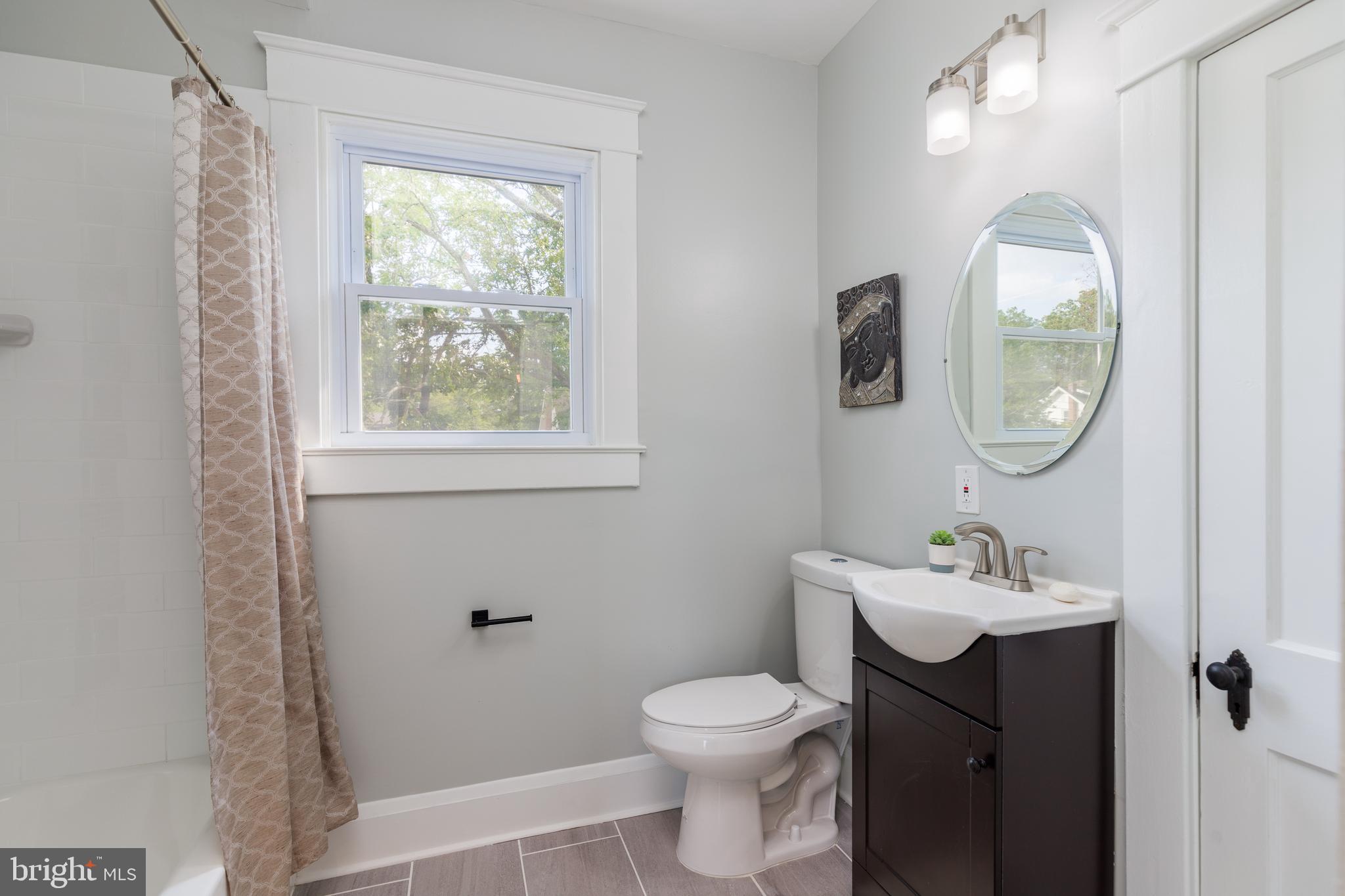 BEVERLY HILLS - Residential