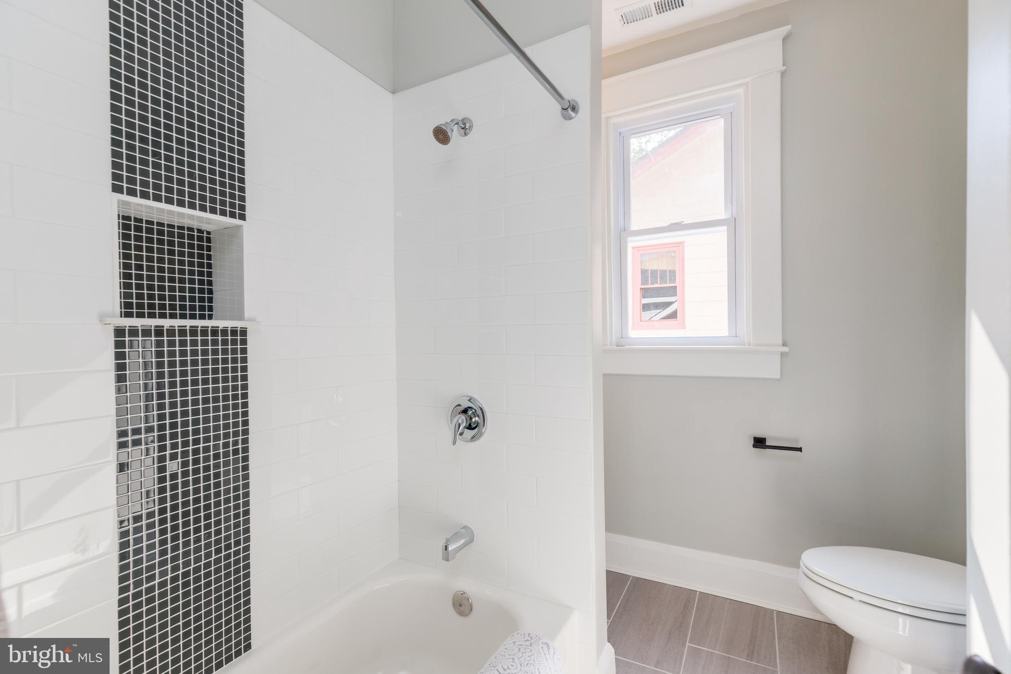 BEVERLY HILLS - Residential