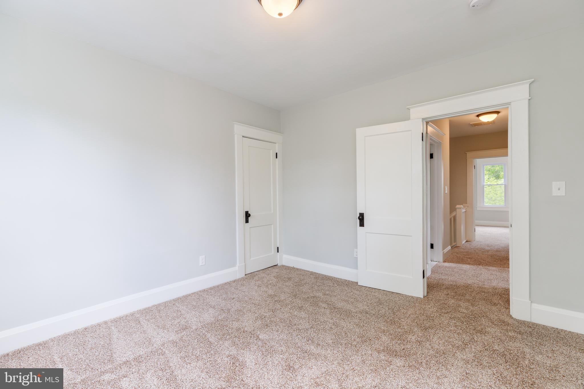 BEVERLY HILLS - Residential