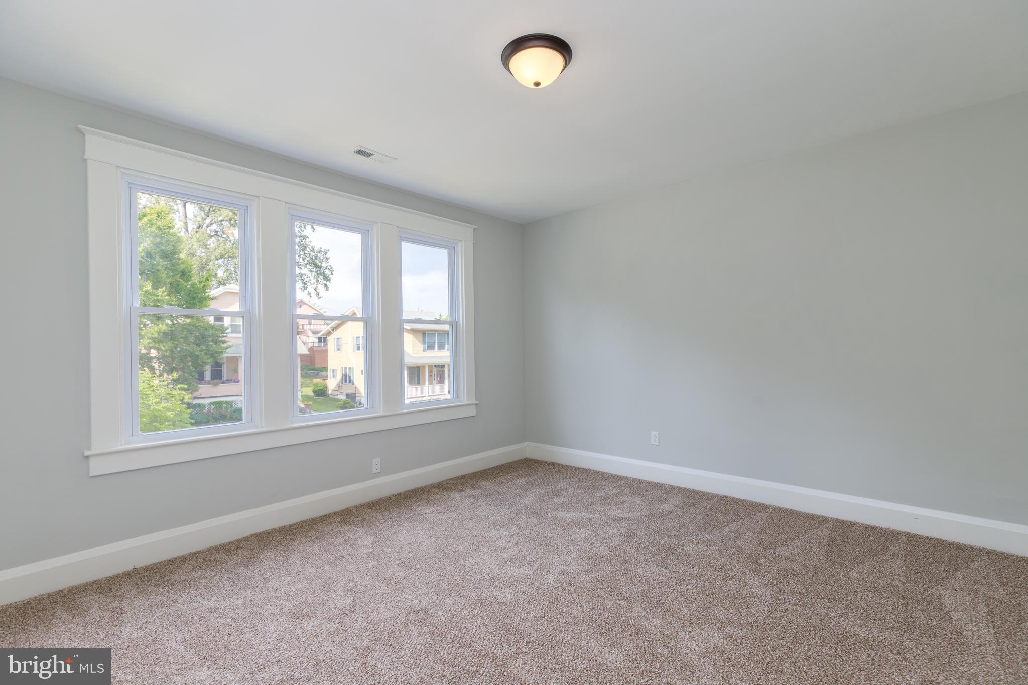 BEVERLY HILLS - Residential