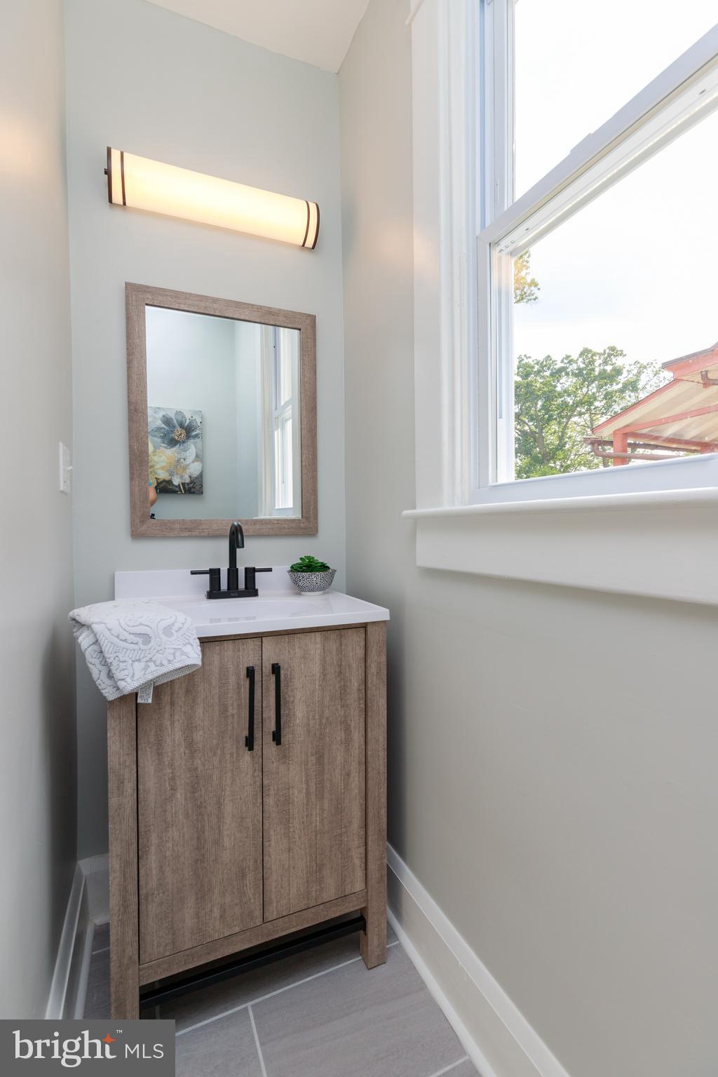 BEVERLY HILLS - Residential