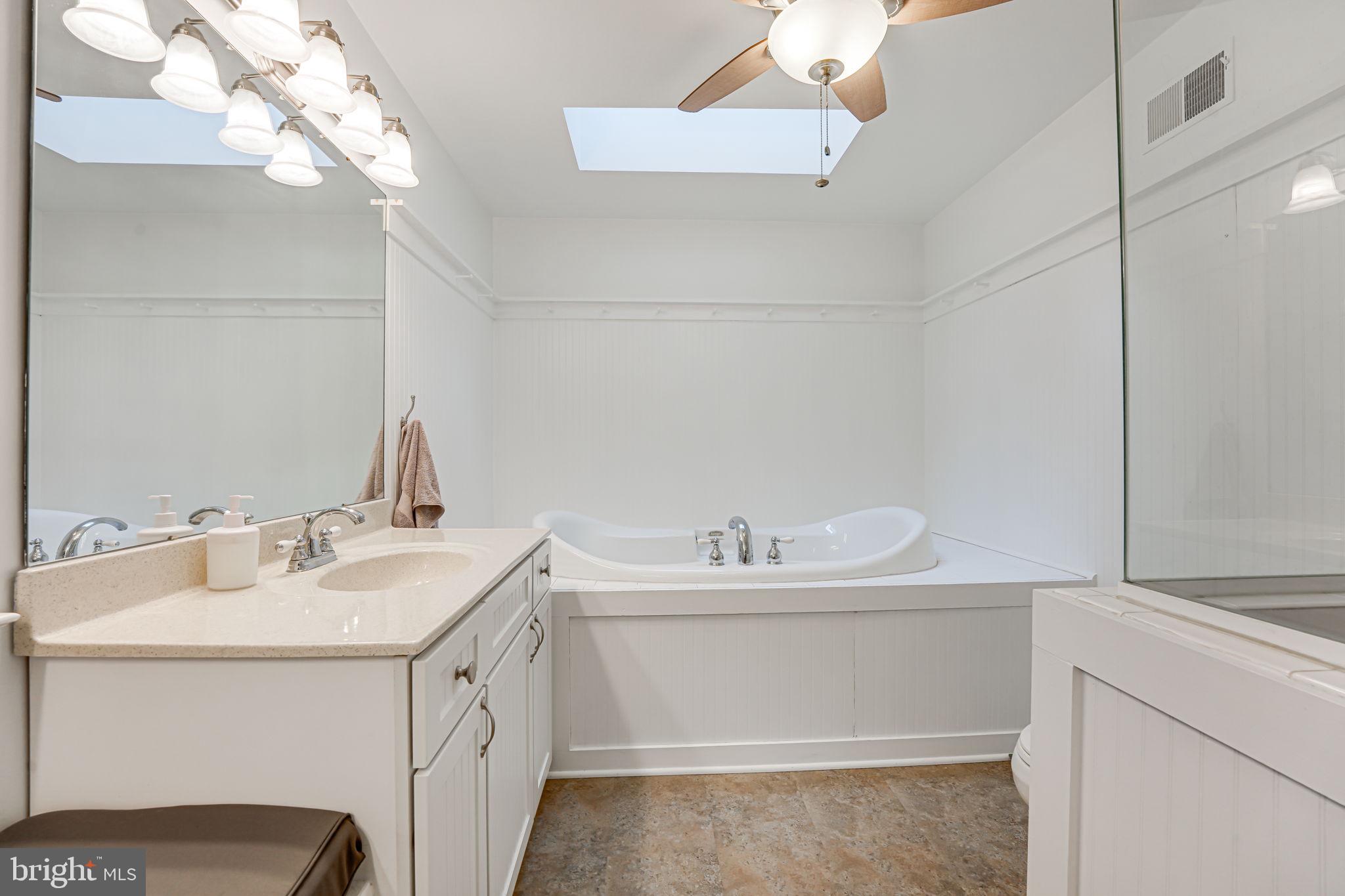 KINGSTREAM - Residential