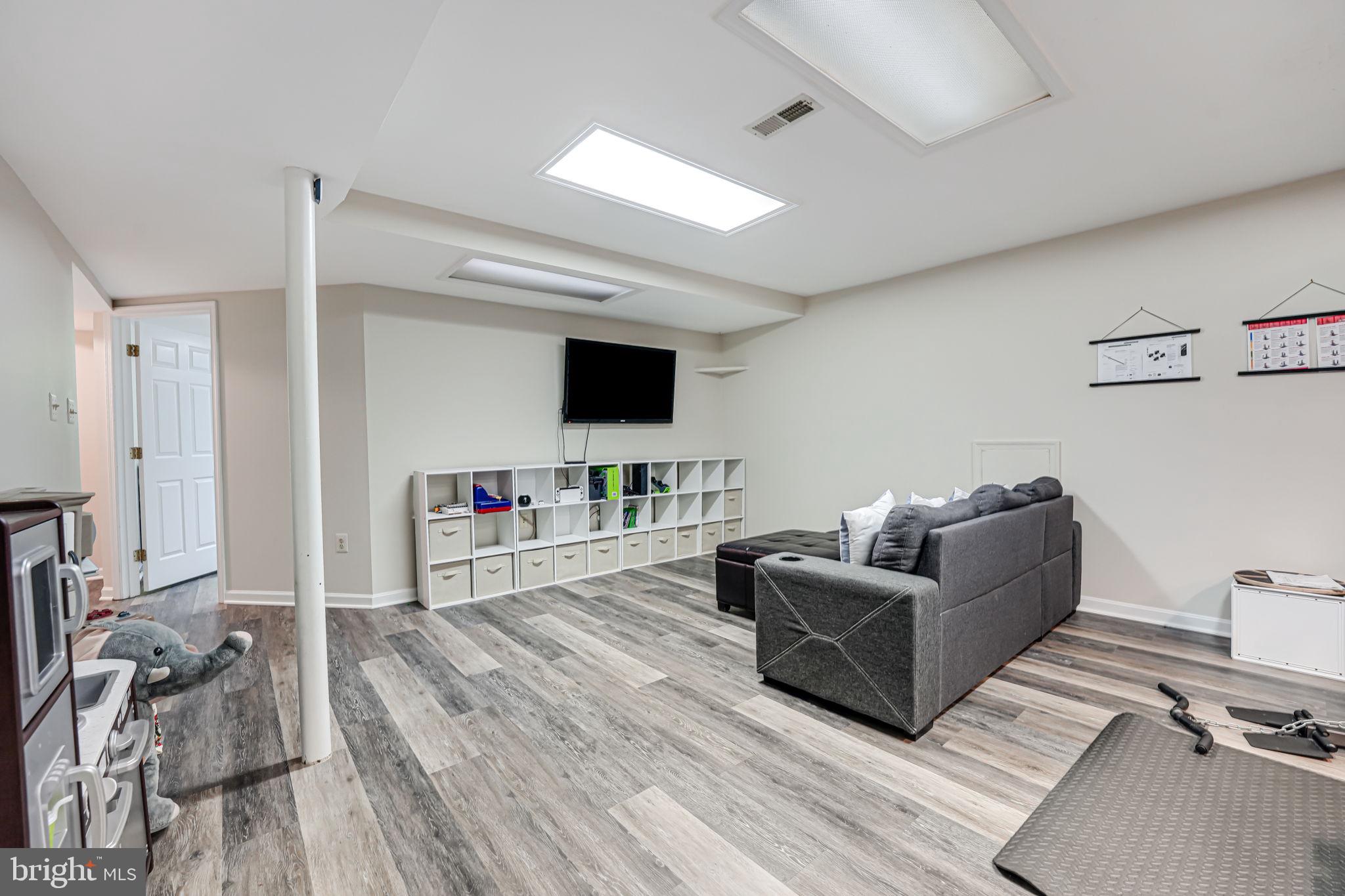 KINGSTREAM - Residential