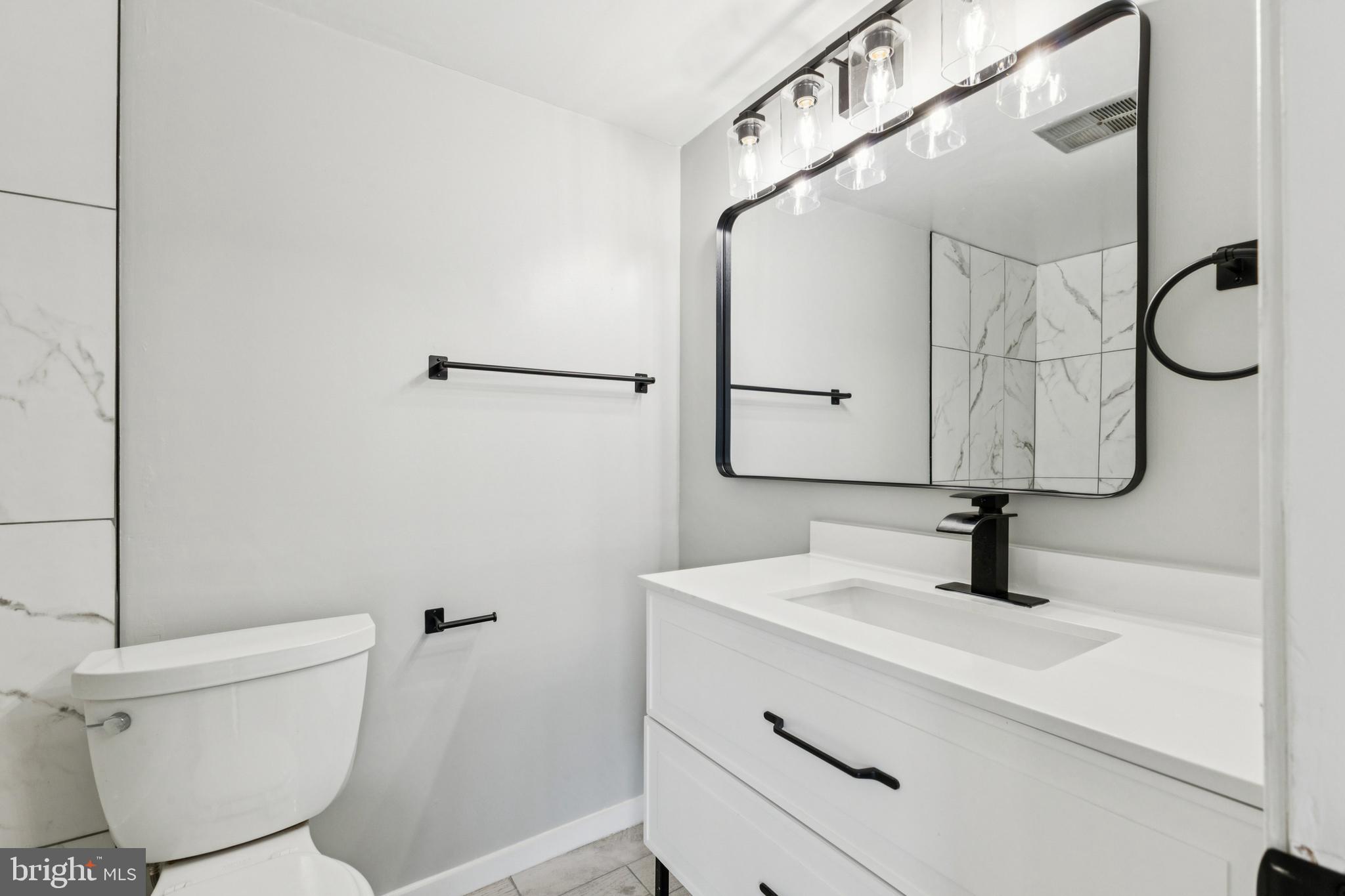 OCCOQUAN RIDGE CONDO - Residential