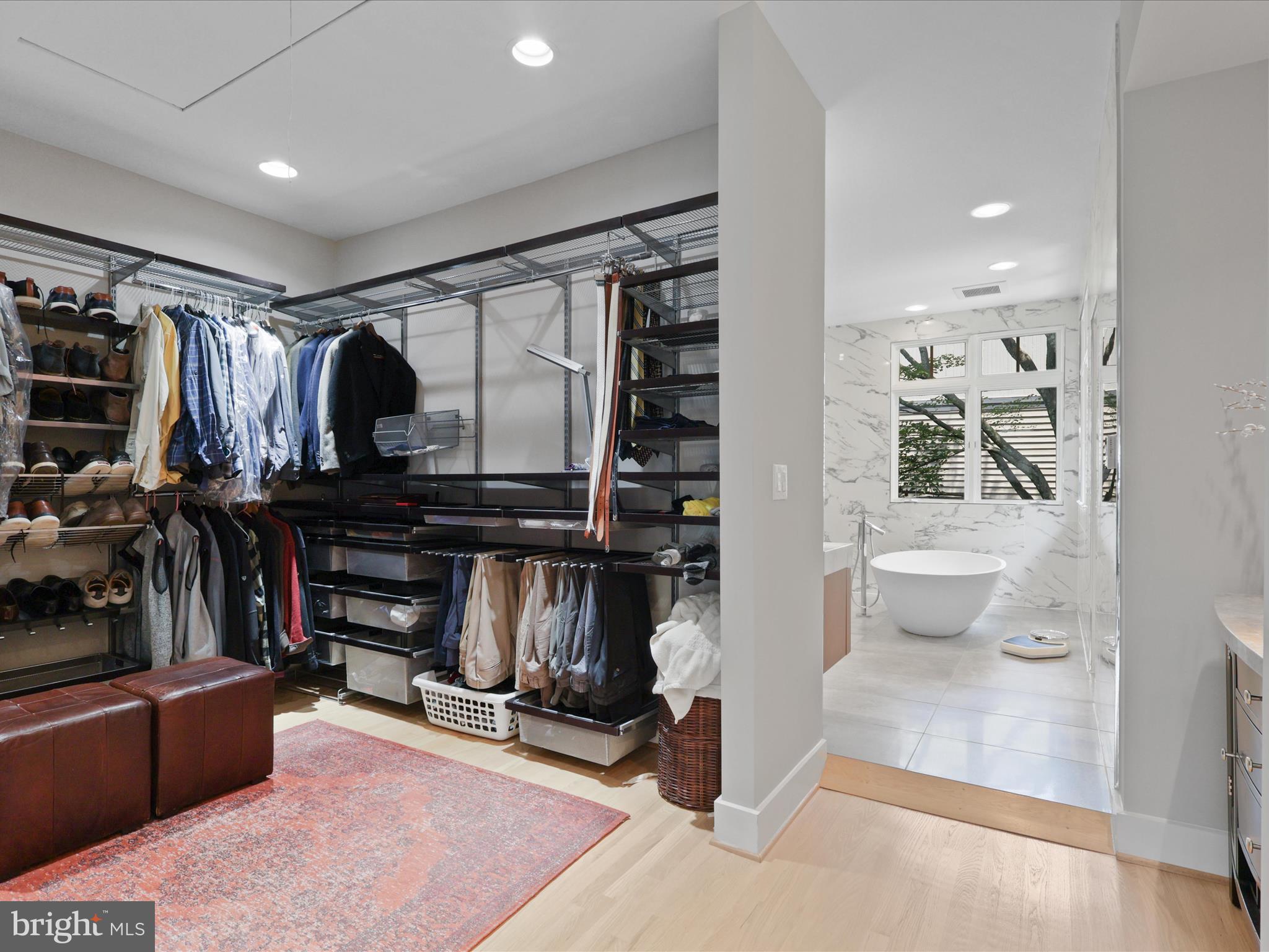 NEWPORT SHORES - Residential