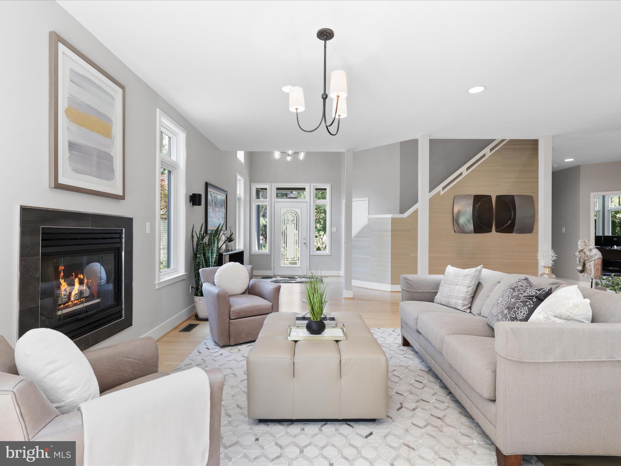 NEWPORT SHORES - Residential