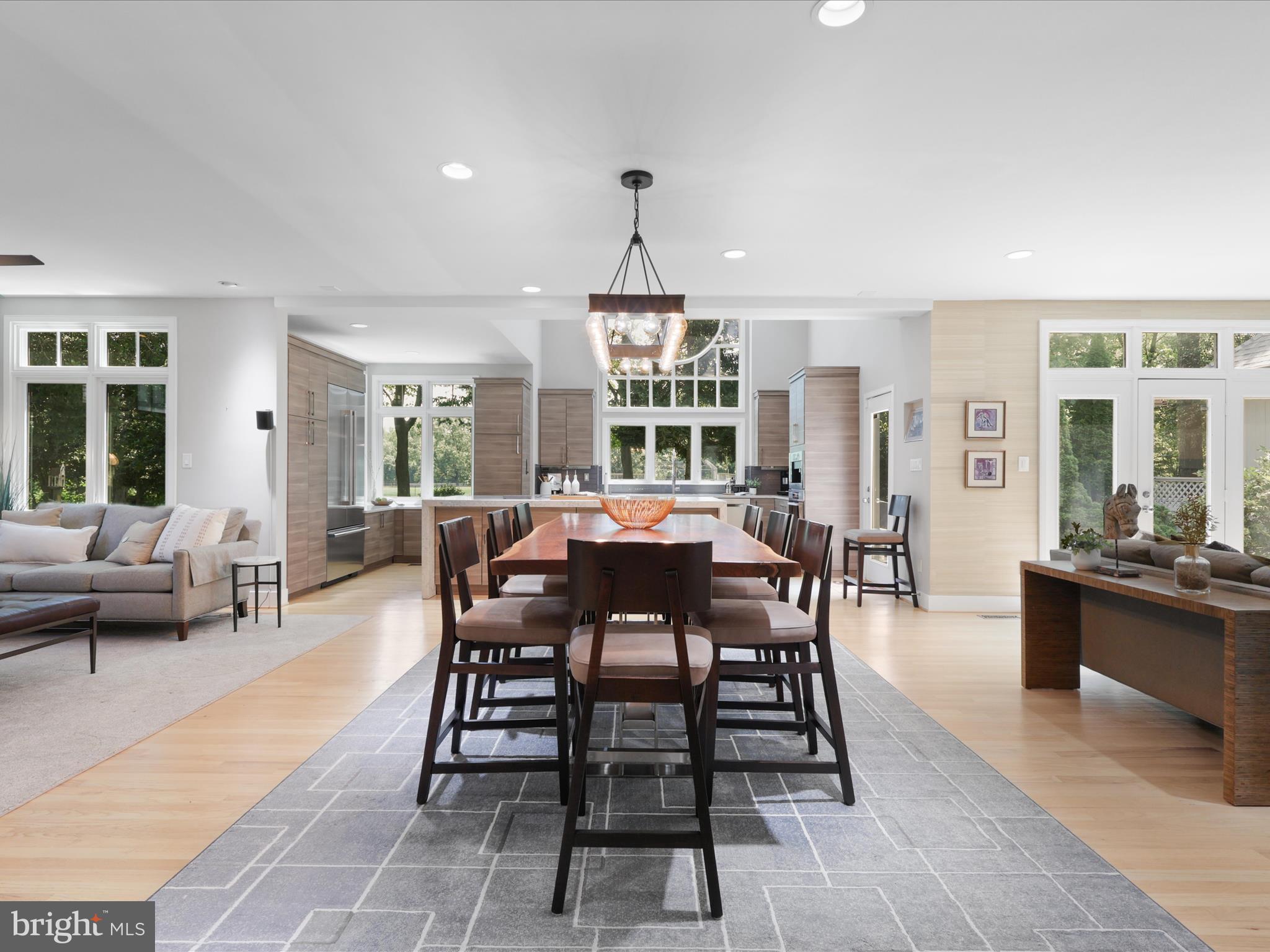 NEWPORT SHORES - Residential