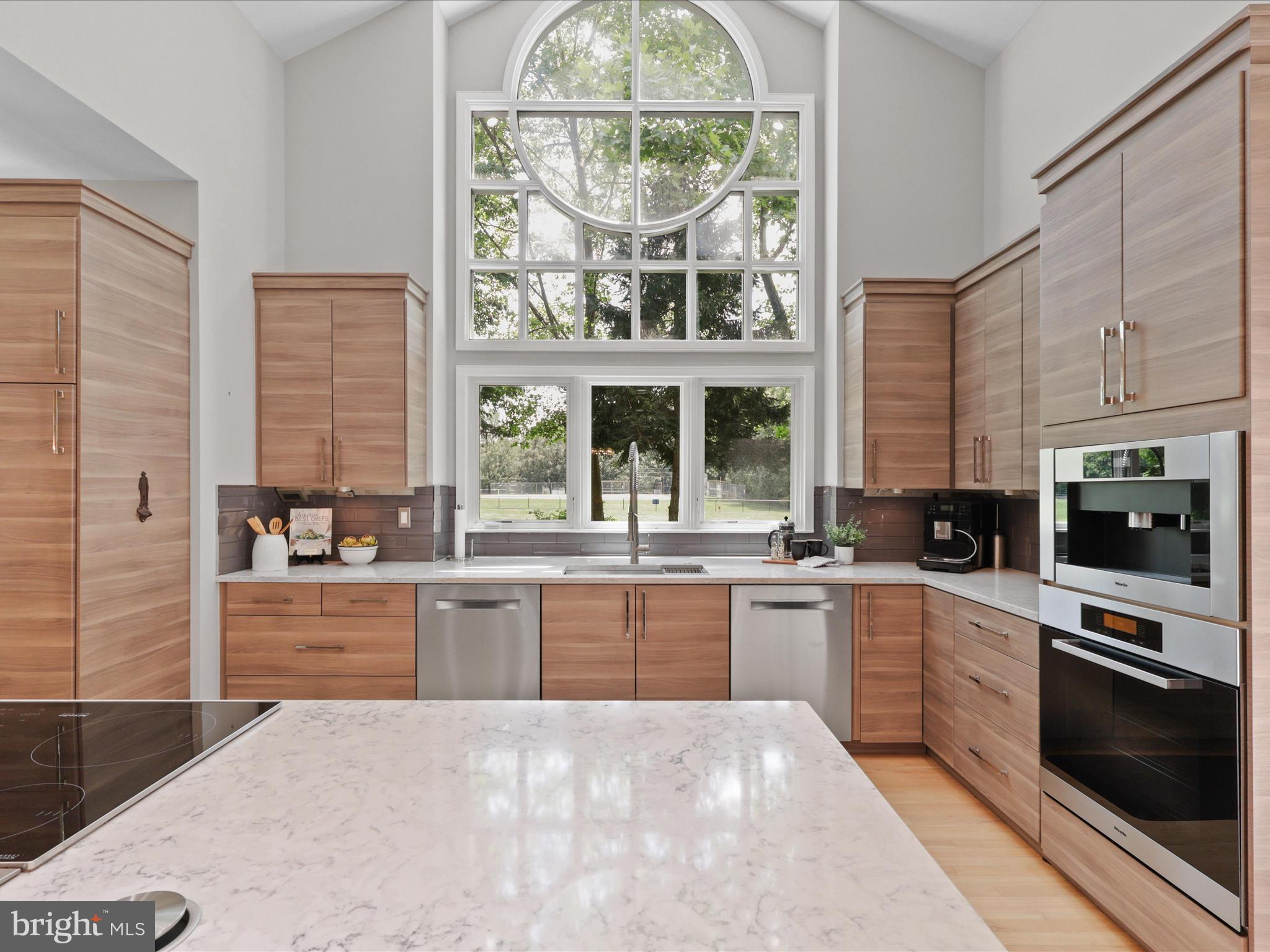 NEWPORT SHORES - Residential