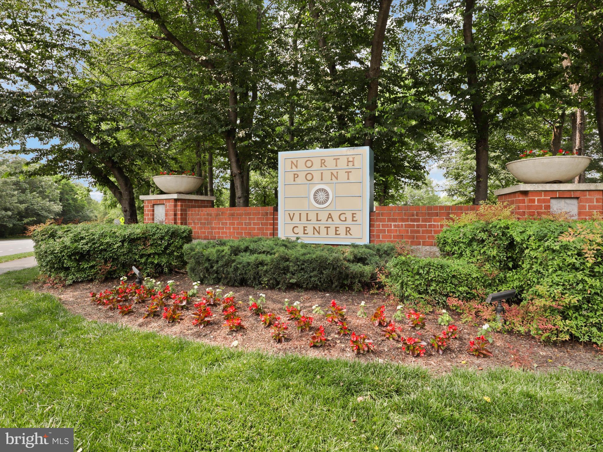 NEWPORT SHORES - Residential