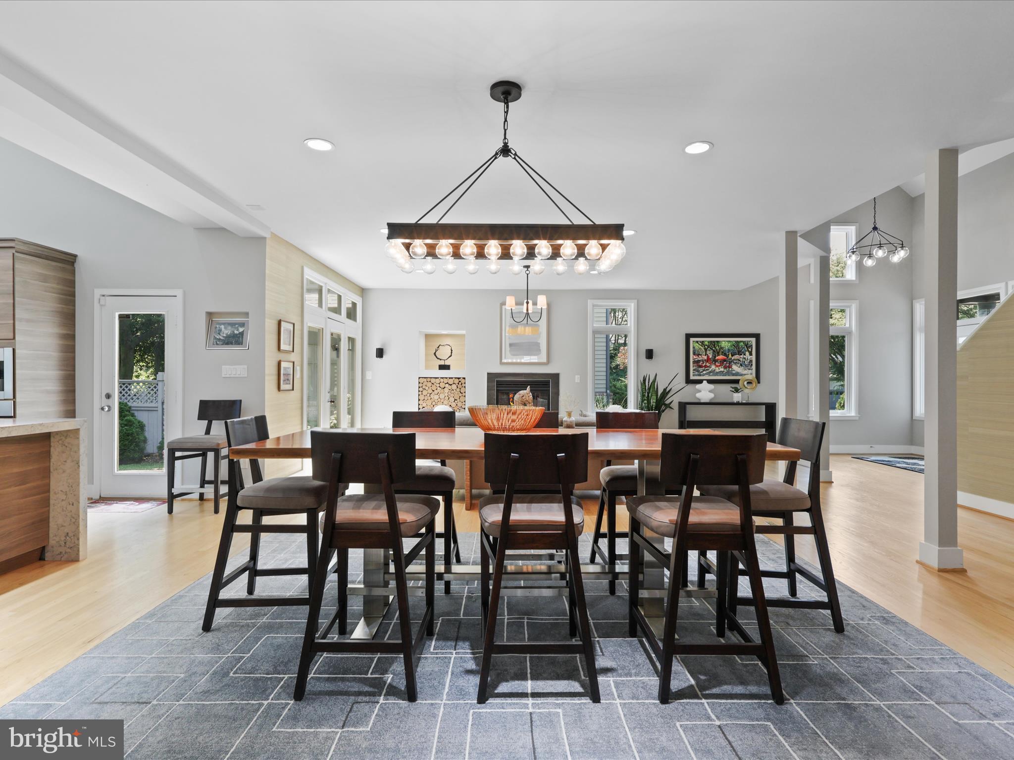 NEWPORT SHORES - Residential