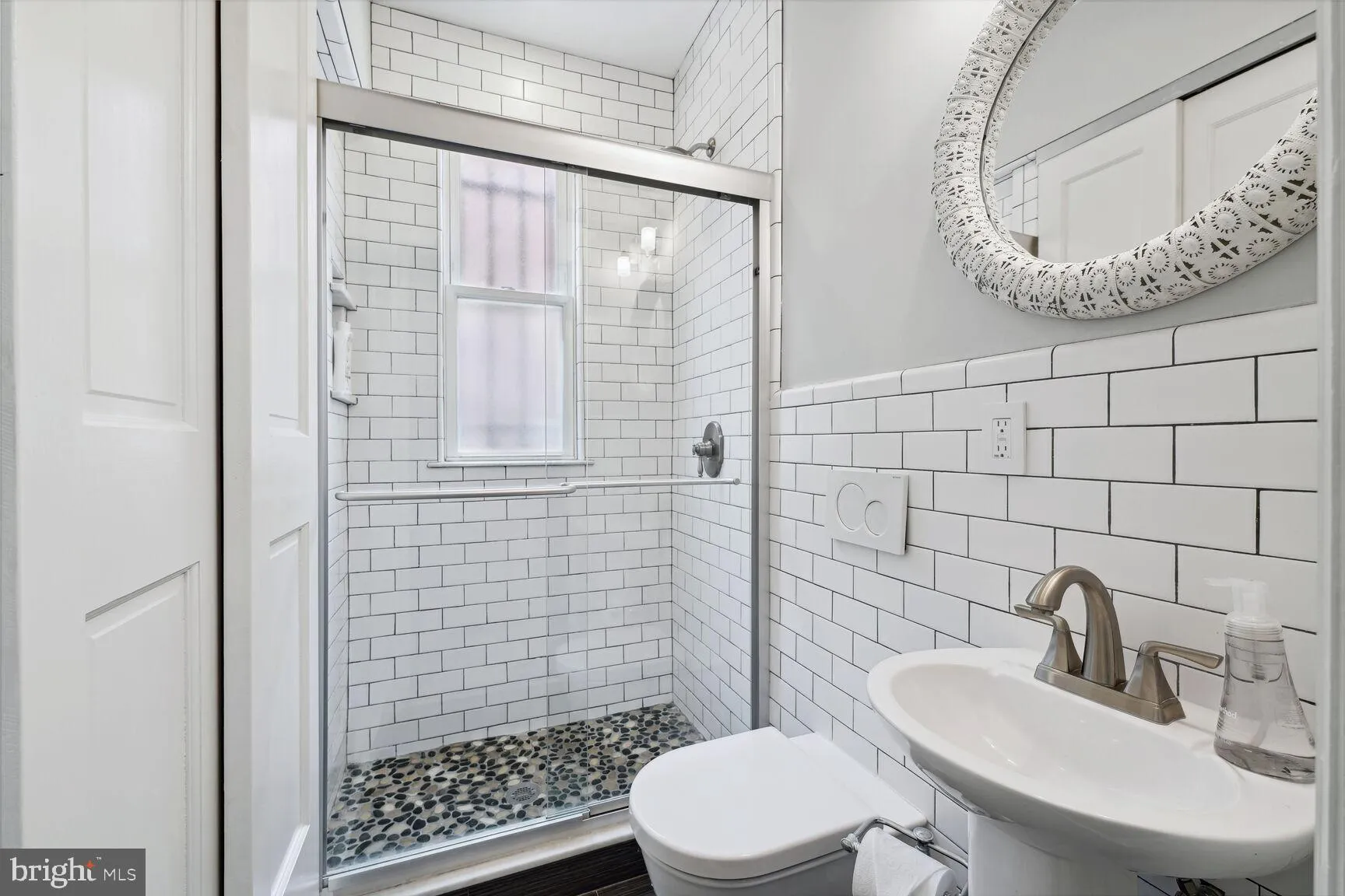 Additional image 54 of 722 13th Street SE Unit A, Washington, DC 20003