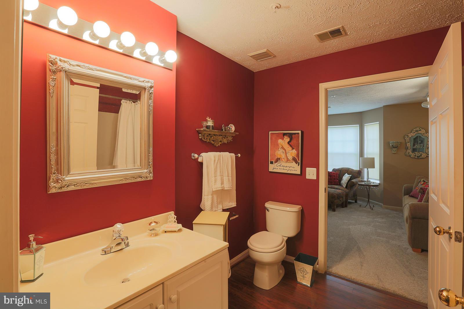 TIMBERGROVE - Residential