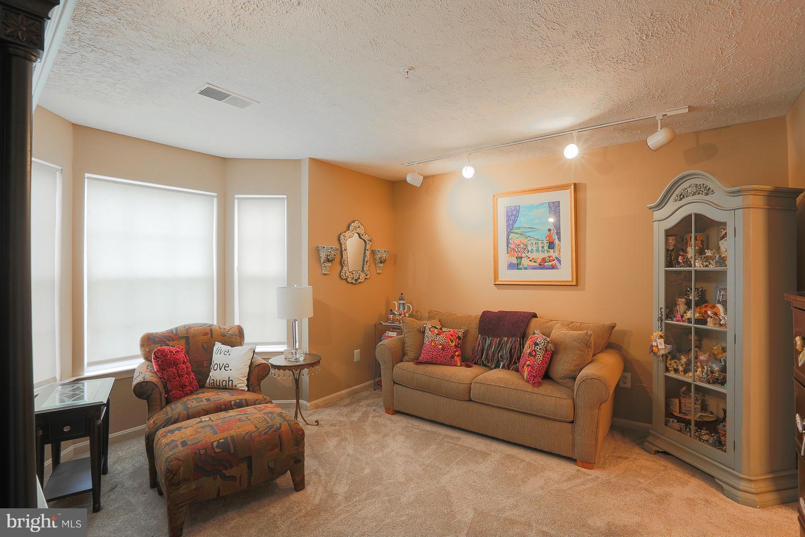 TIMBERGROVE - Residential