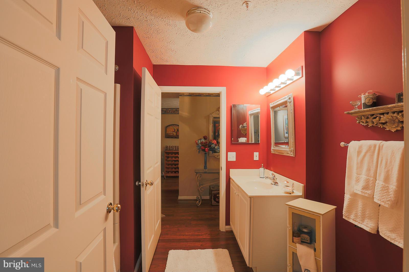 TIMBERGROVE - Residential