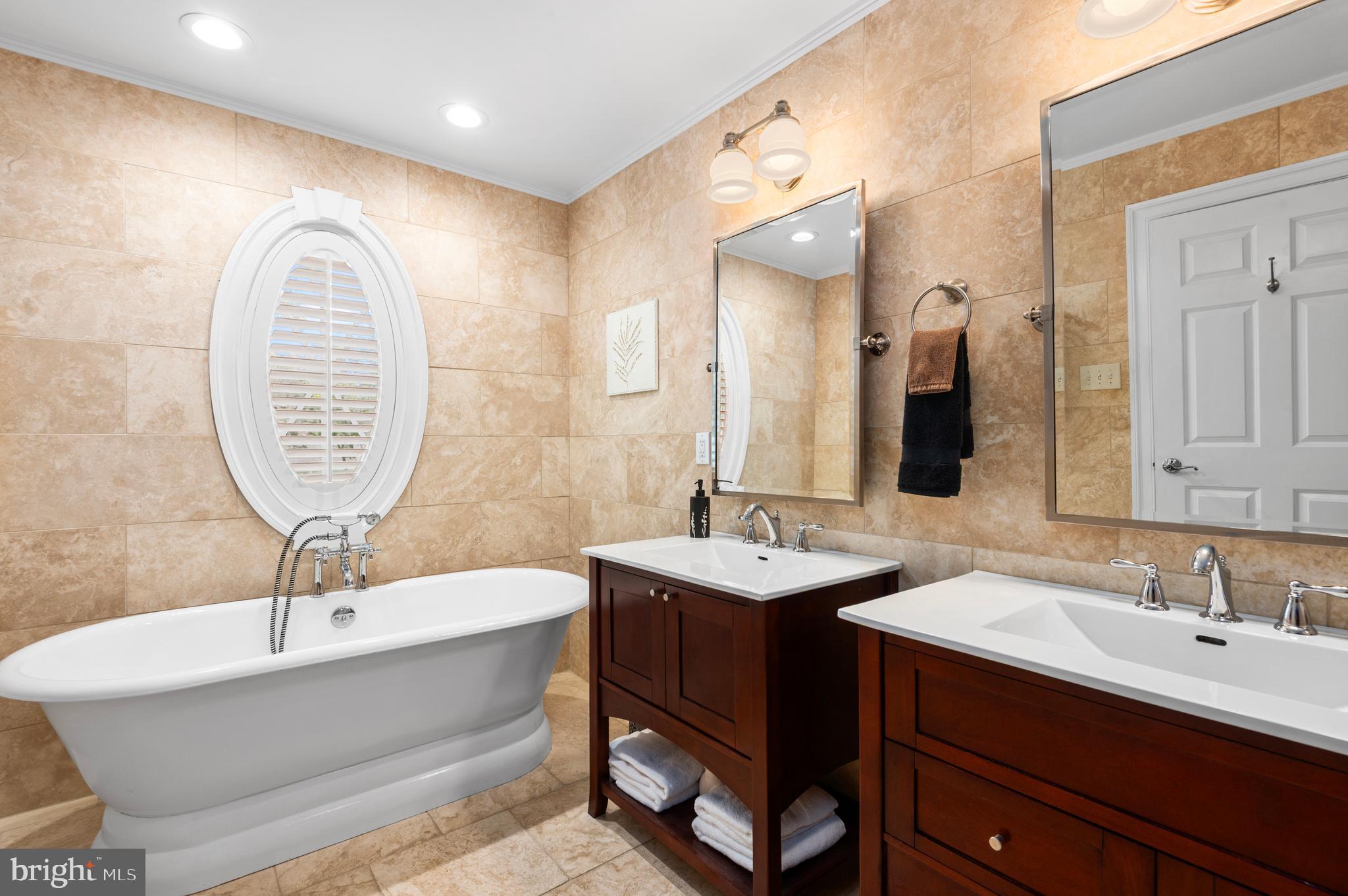 DOYLESTOWN BORO - Residential