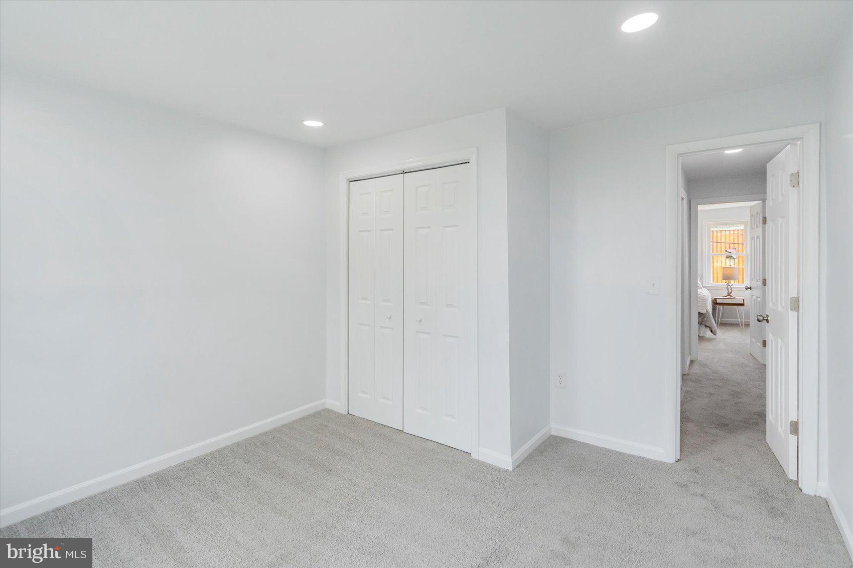WASHINGTON VILLAGE - Residential Lease