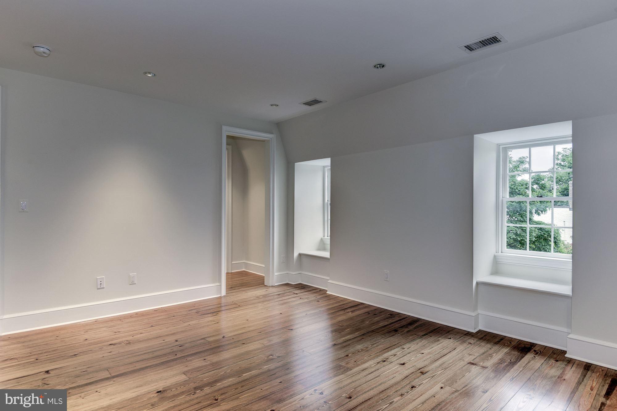 GEORGETOWN - Residential