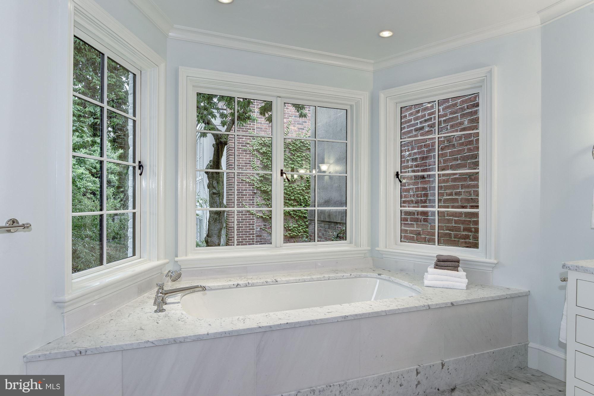 GEORGETOWN - Residential