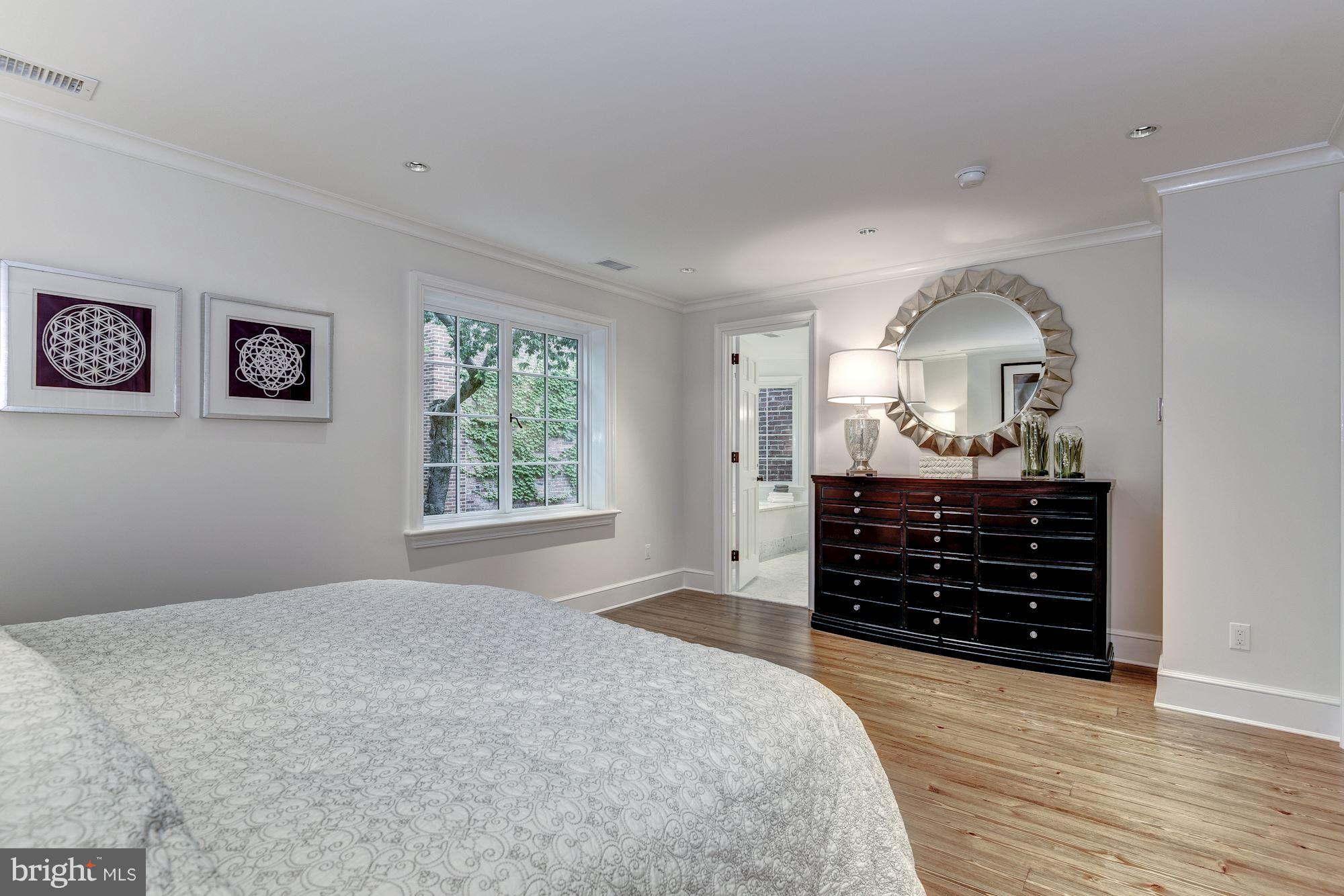 GEORGETOWN - Residential
