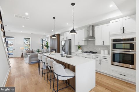 2815 NORTH CAPITOL STREET NE WASHINGTON DC 20002