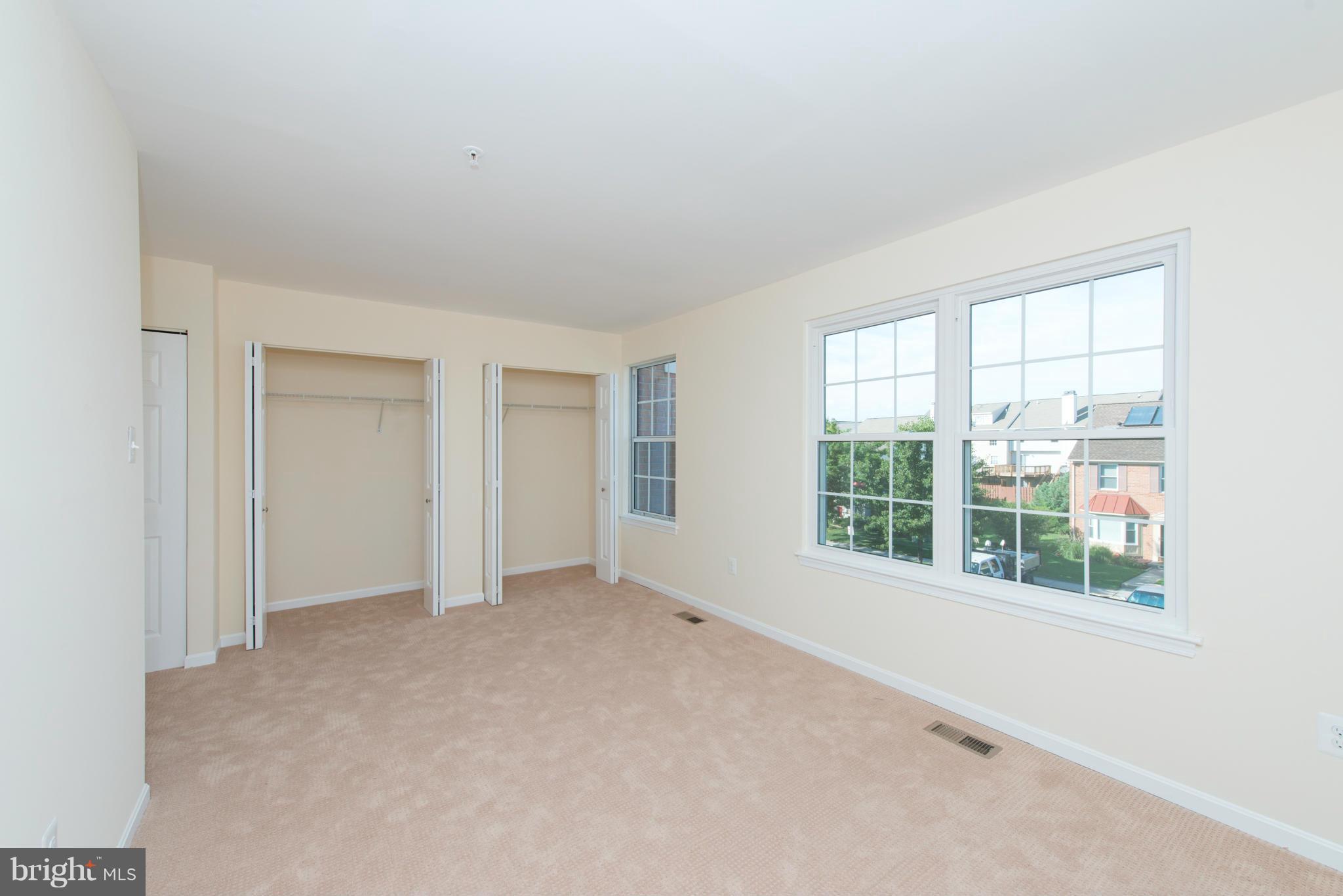 STONEY BEACH - Residential