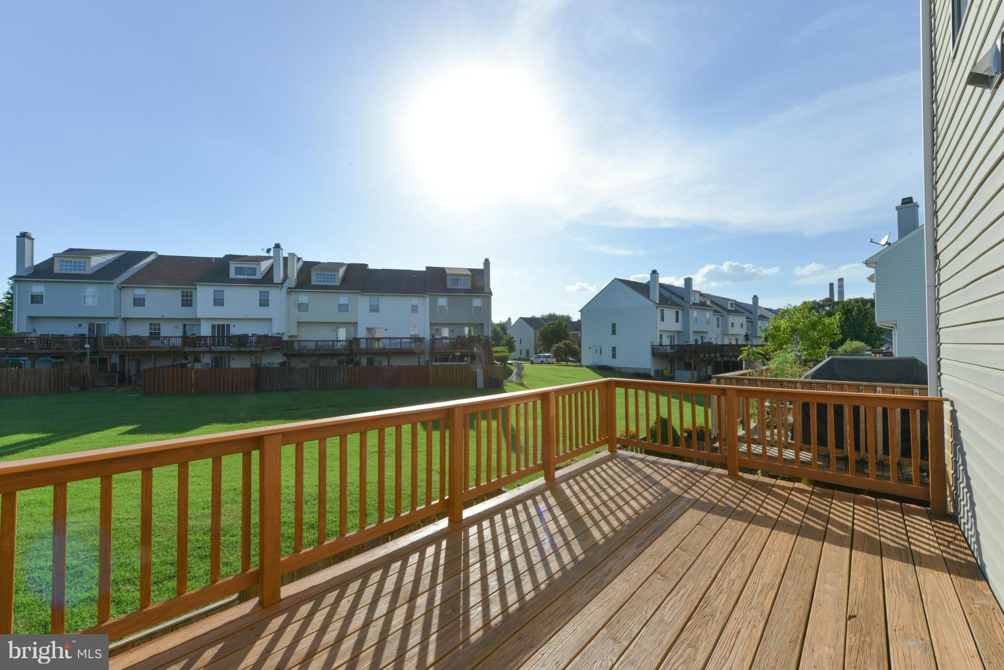 STONEY BEACH - Residential