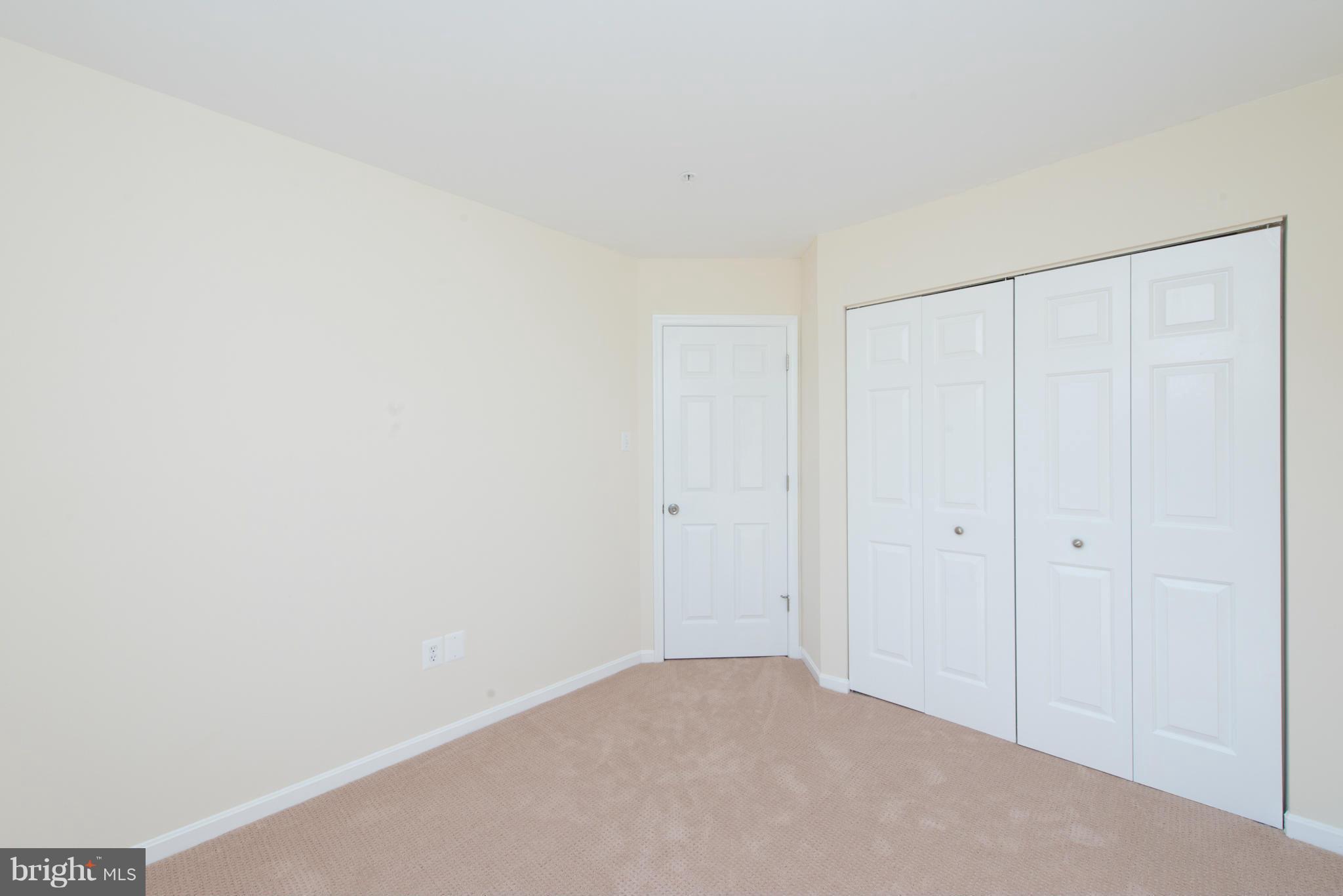 STONEY BEACH - Residential