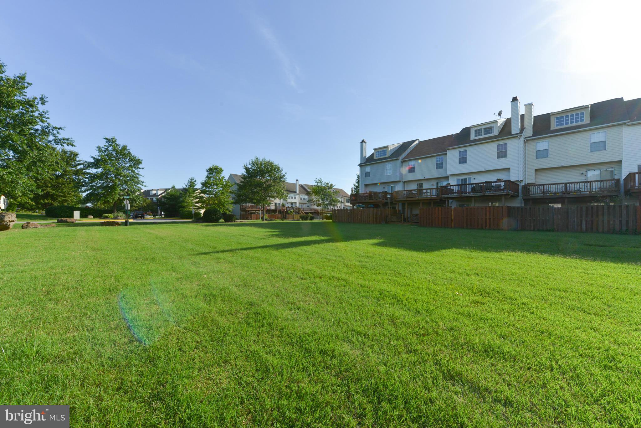 STONEY BEACH - Residential