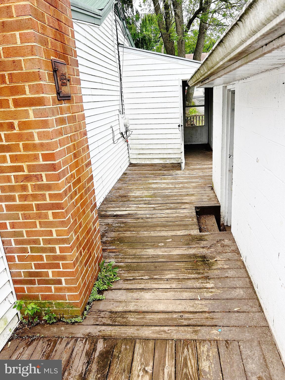 WEST YORK - Residential