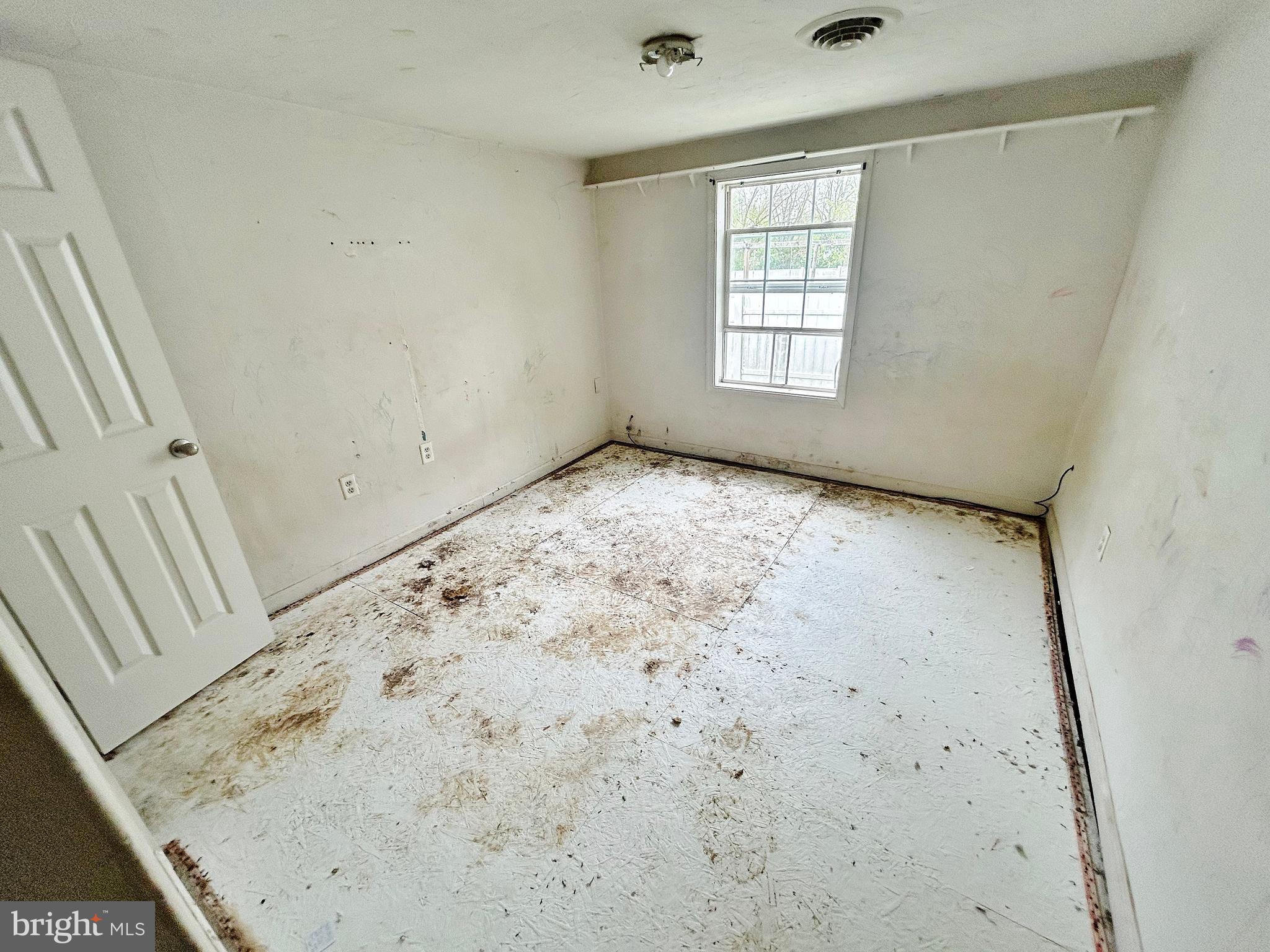 WEST YORK - Residential