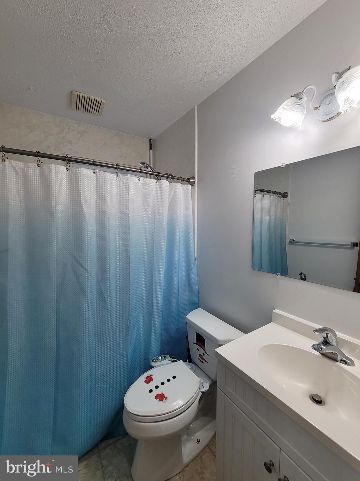 THOMAS ESTATES - Residential