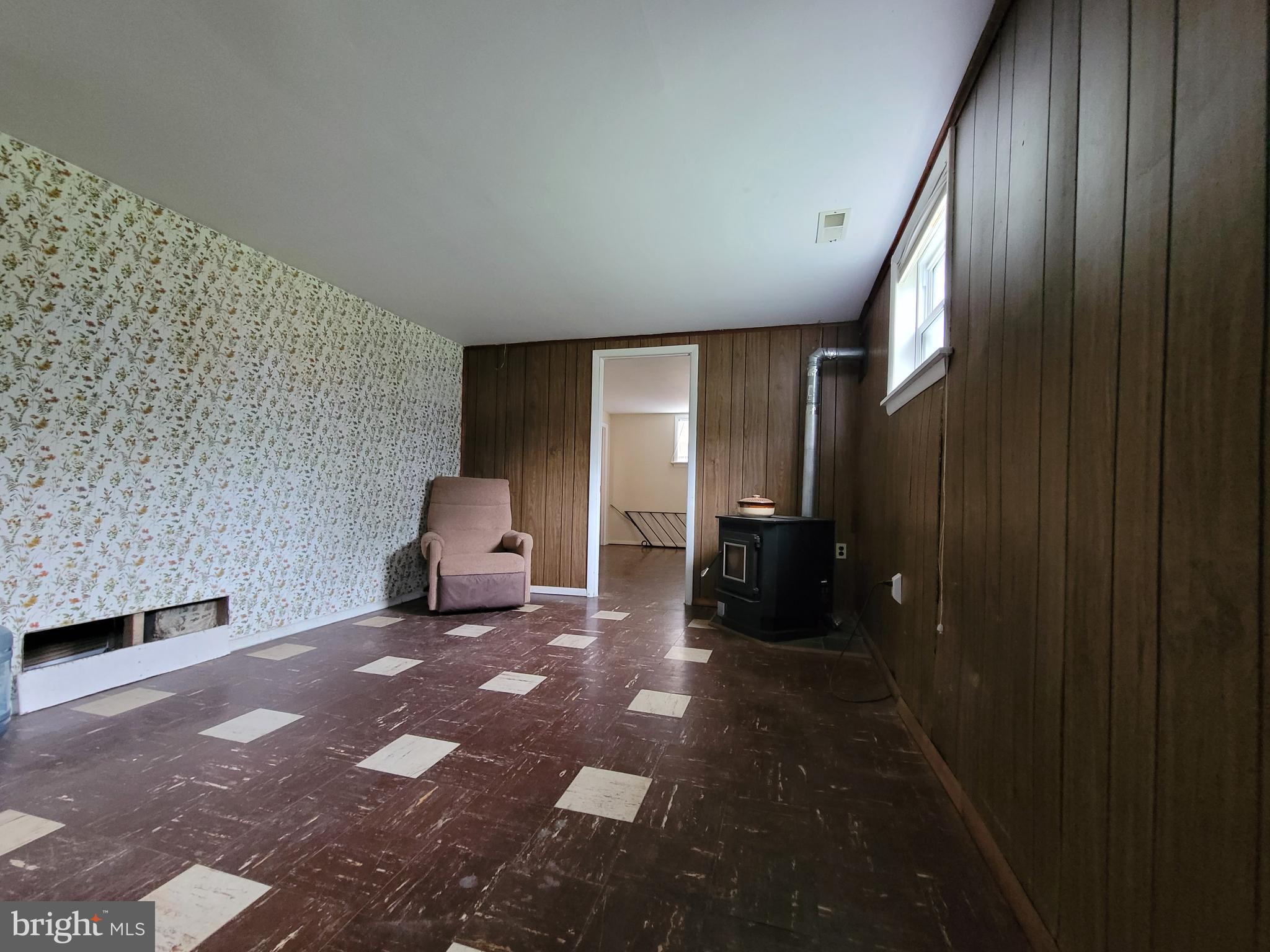 THOMAS ESTATES - Residential