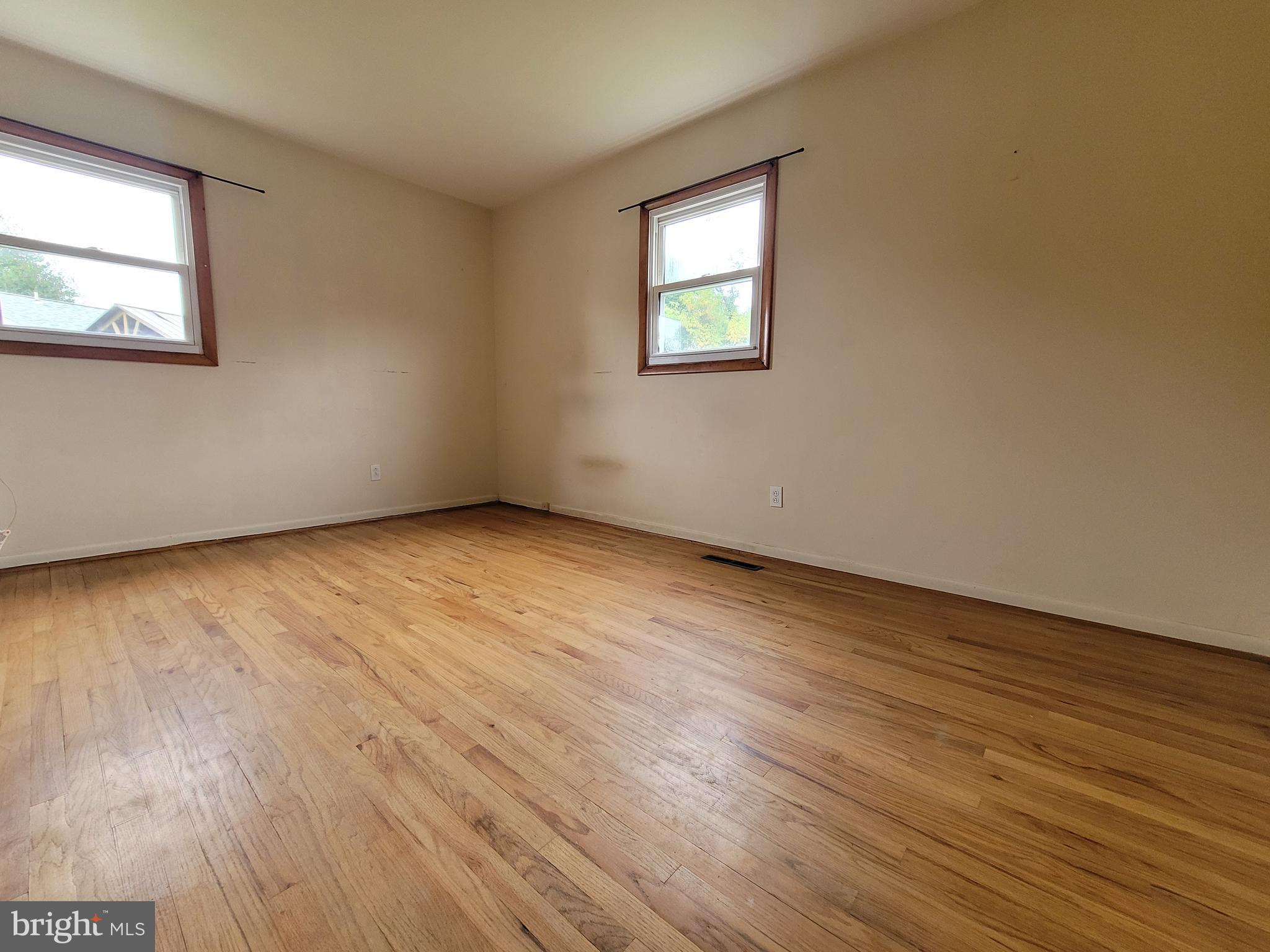 THOMAS ESTATES - Residential