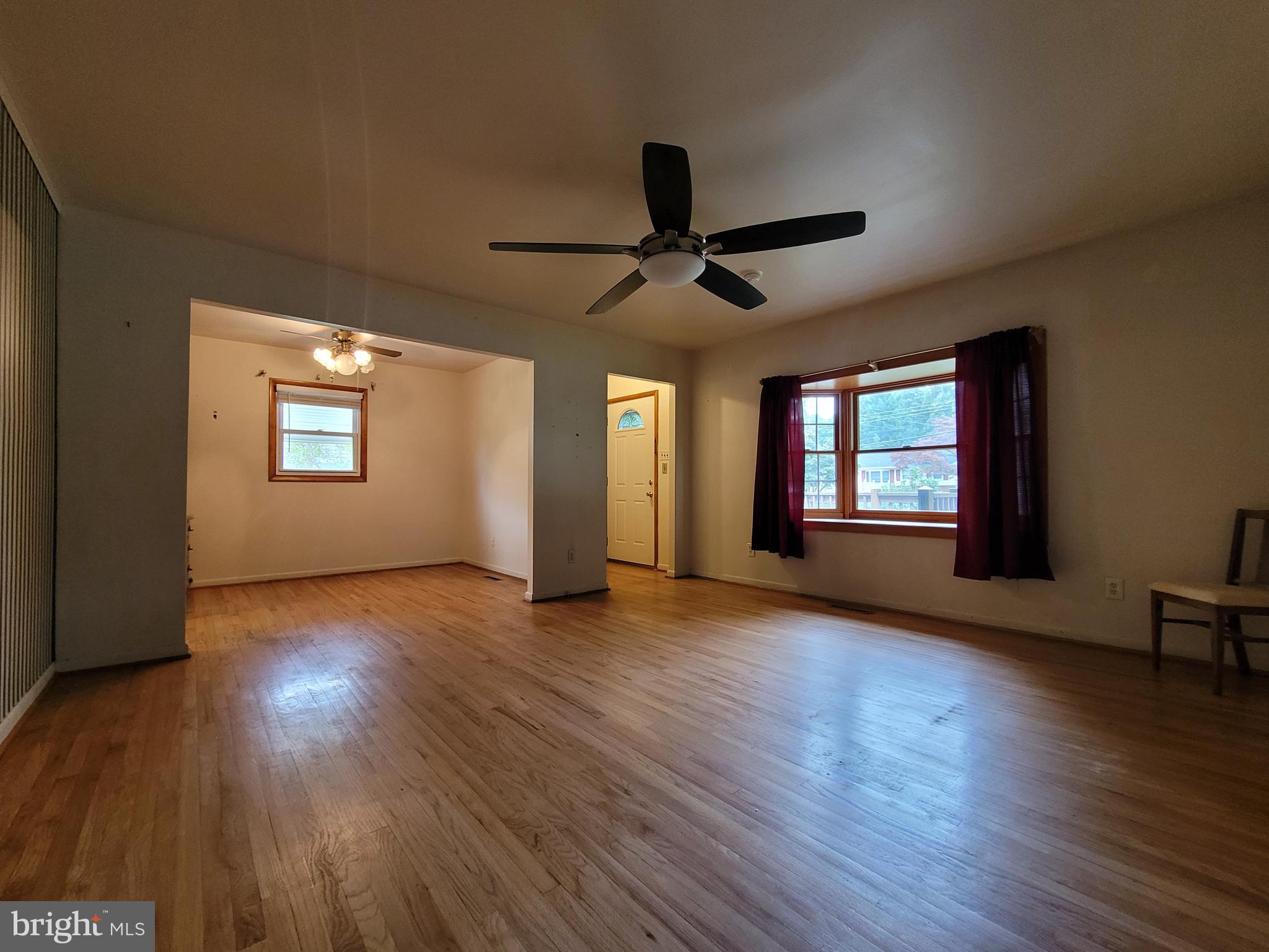 THOMAS ESTATES - Residential