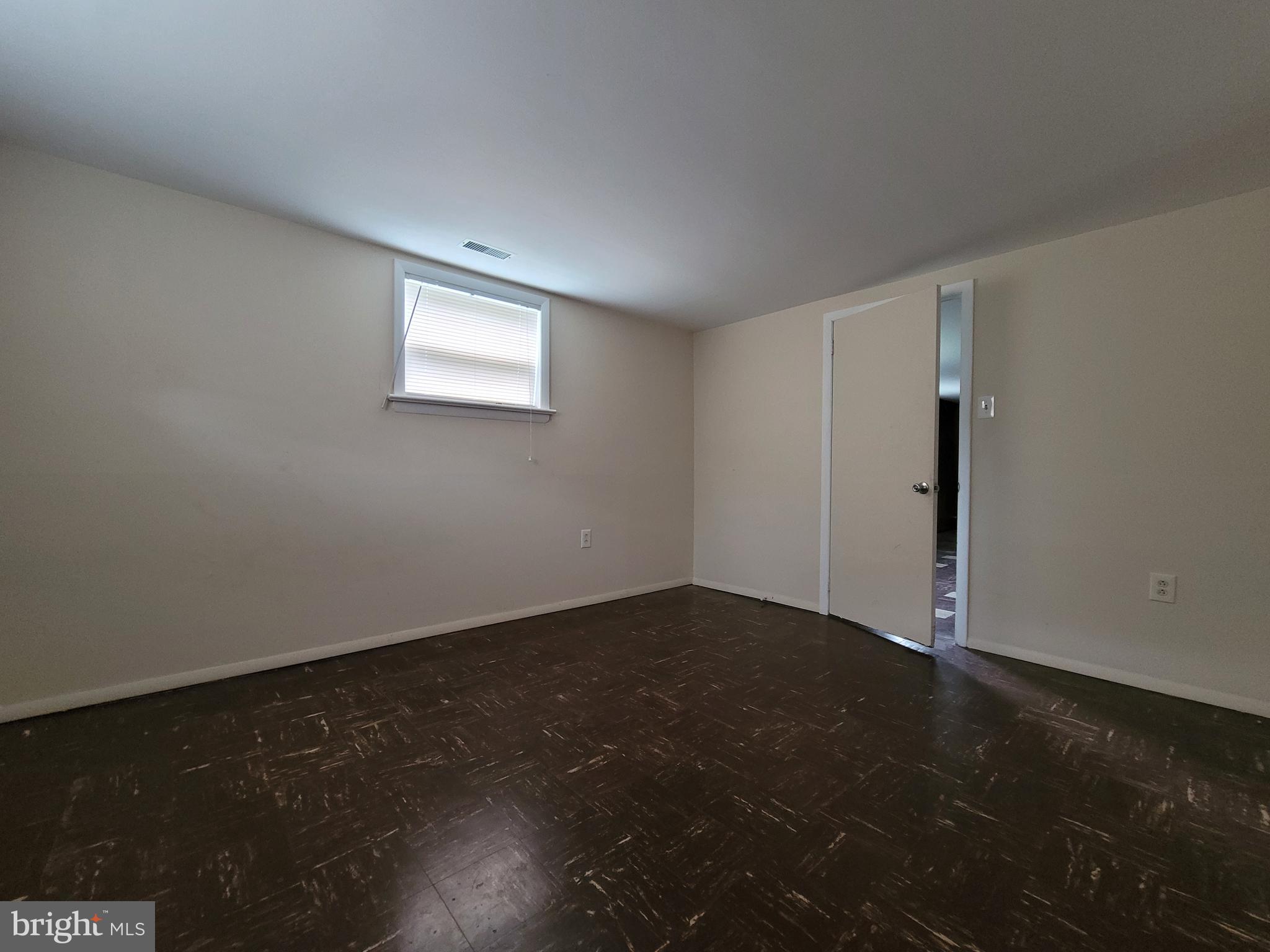 THOMAS ESTATES - Residential