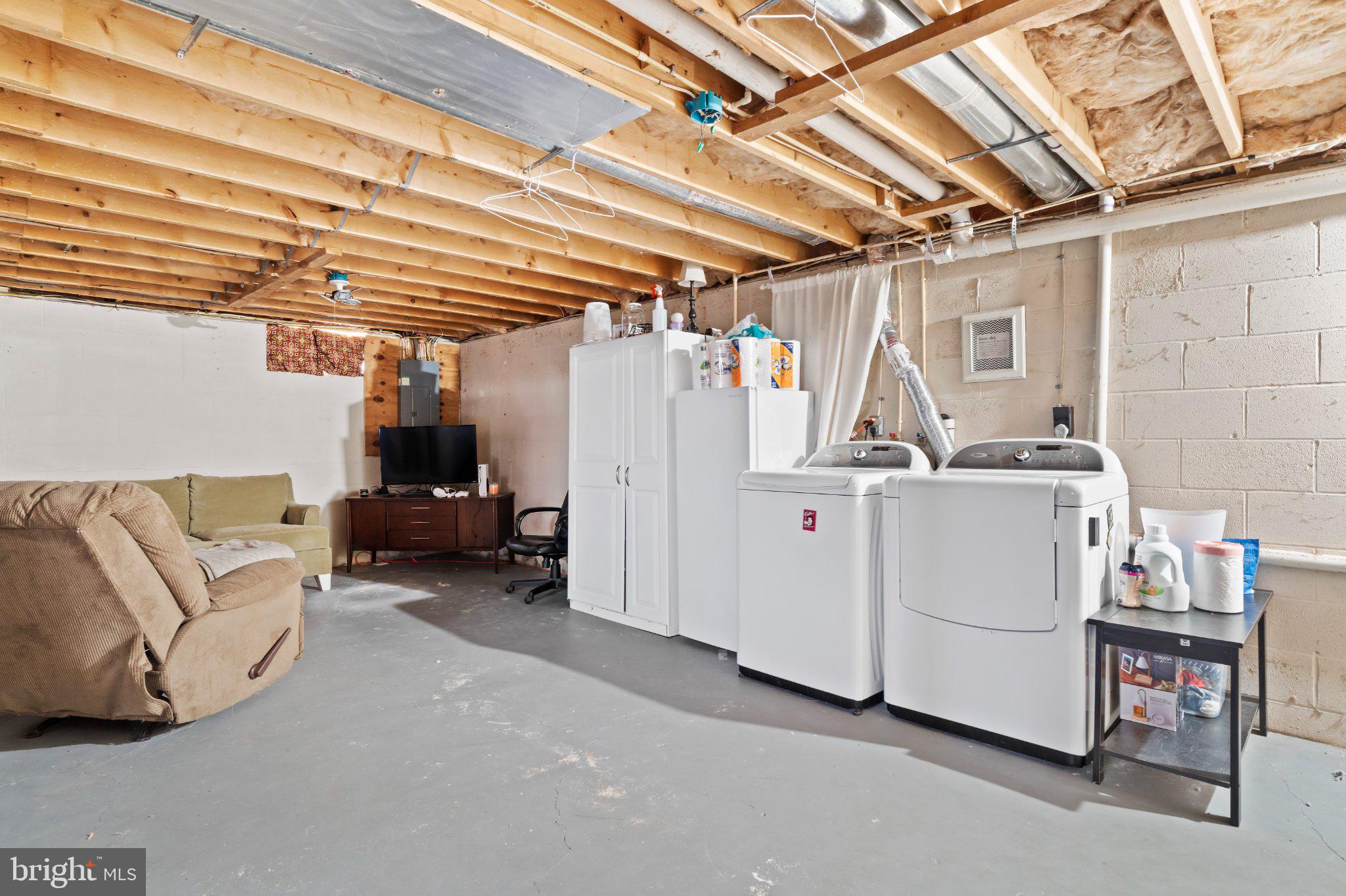 BEAVER COLONY - Residential