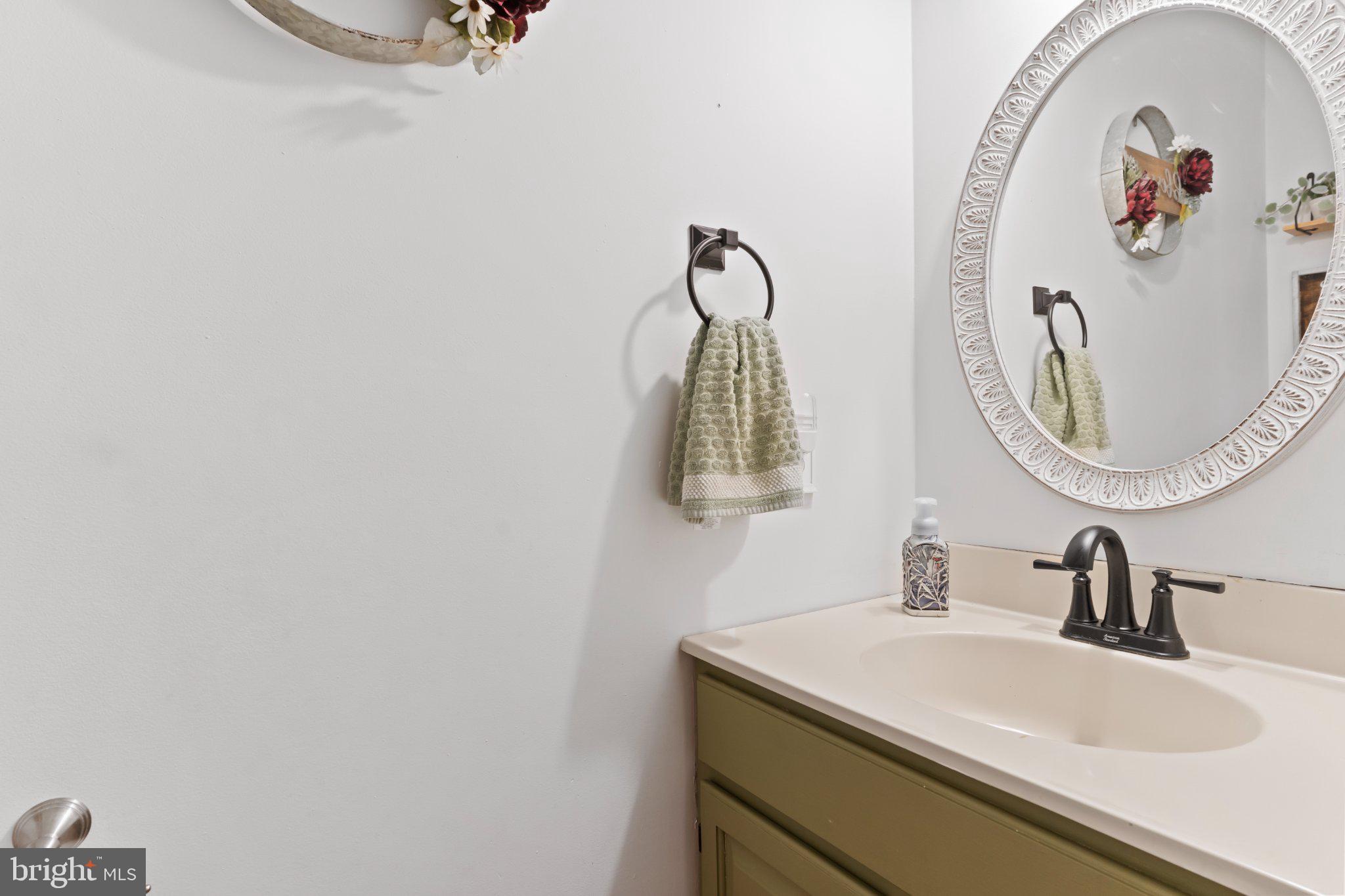 BEAVER COLONY - Residential