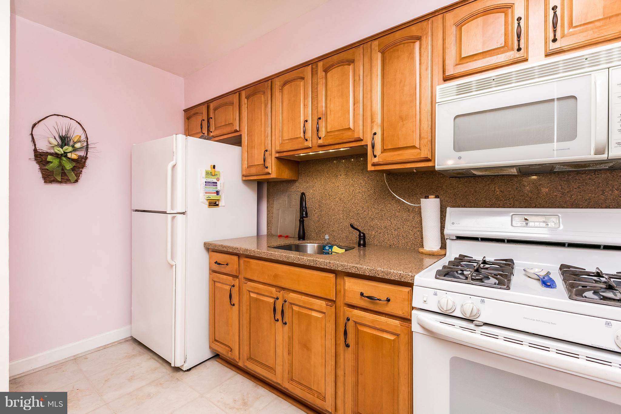 EASTWOOD - Residential