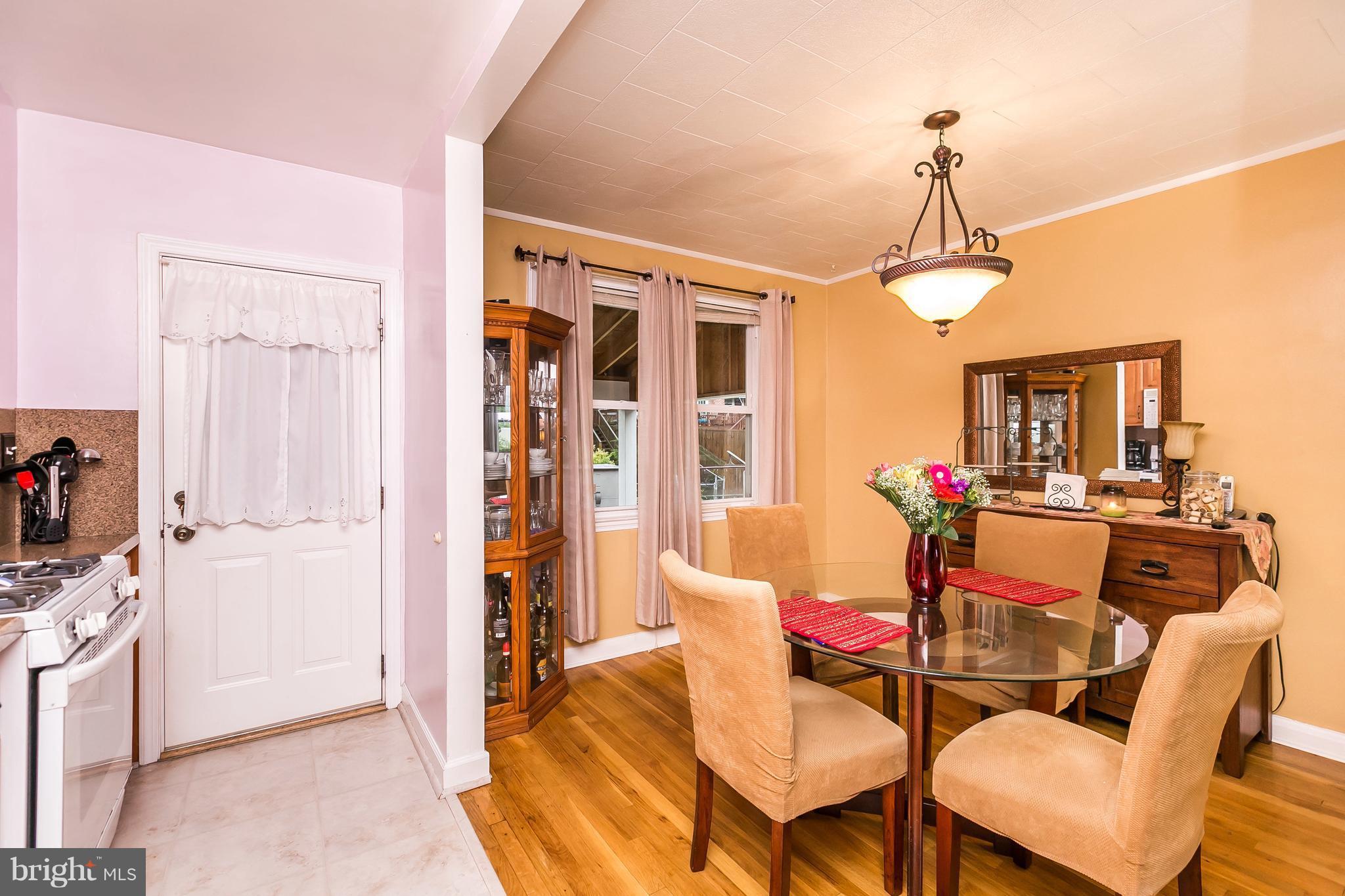 EASTWOOD - Residential