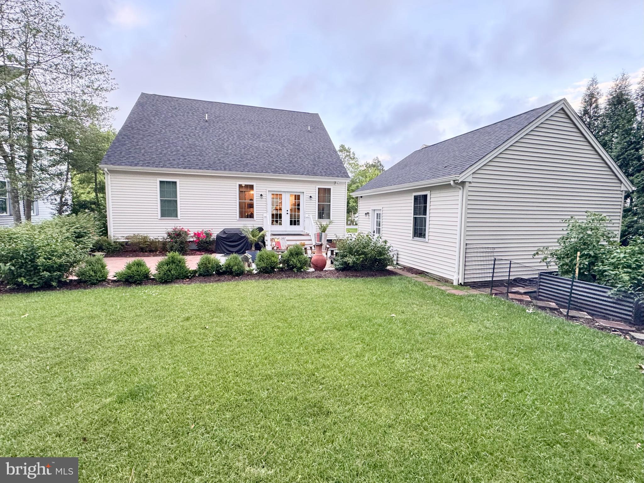 1222 CARROLLTON LANE